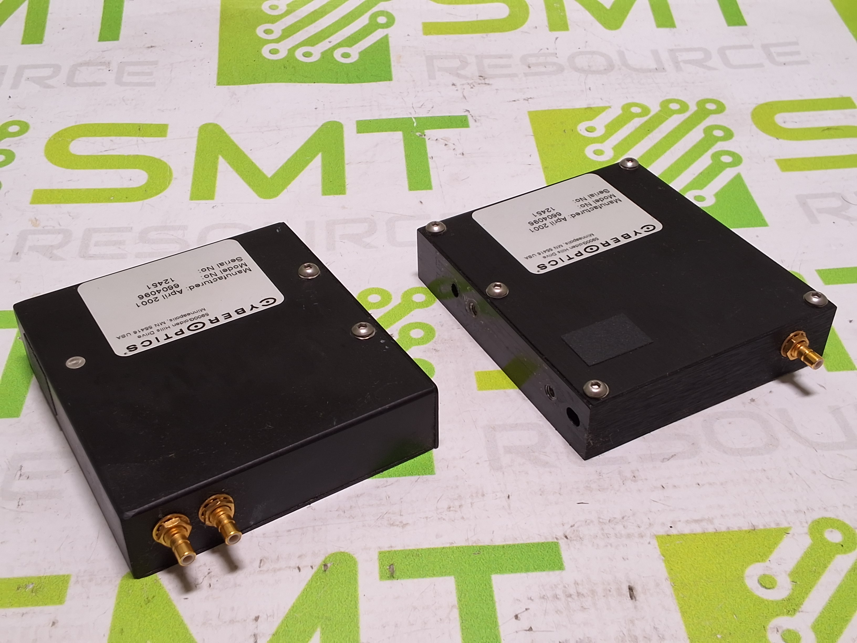 Used CYBEROPTICS 6604096 LASER SENSORS - SET OF 2 - MATCHING S/N