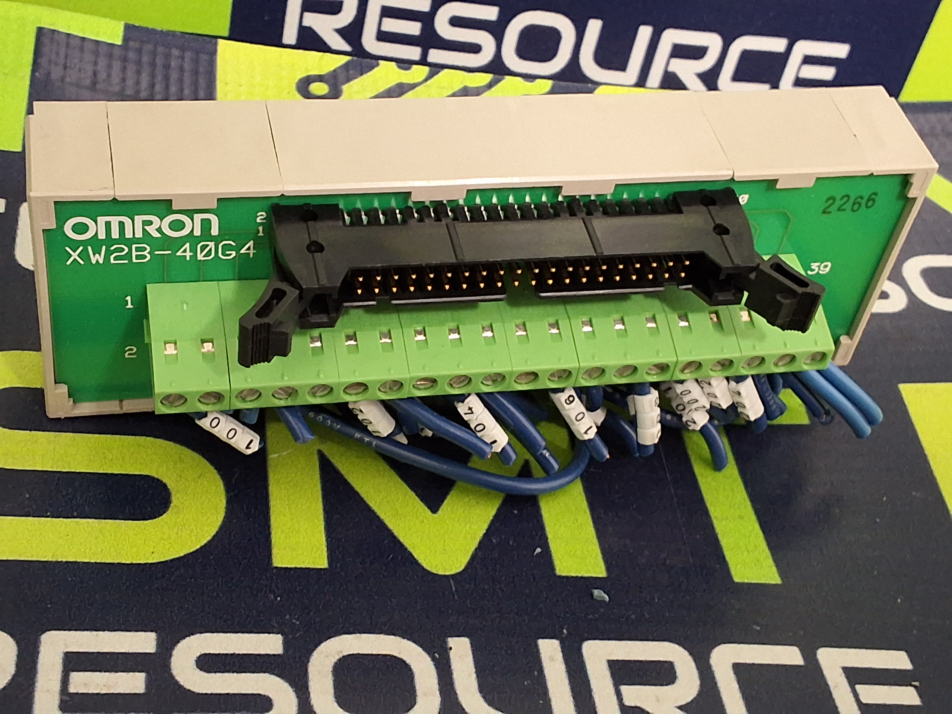 Used OMRON XW2B-40G4 TERMINAL BLOCK