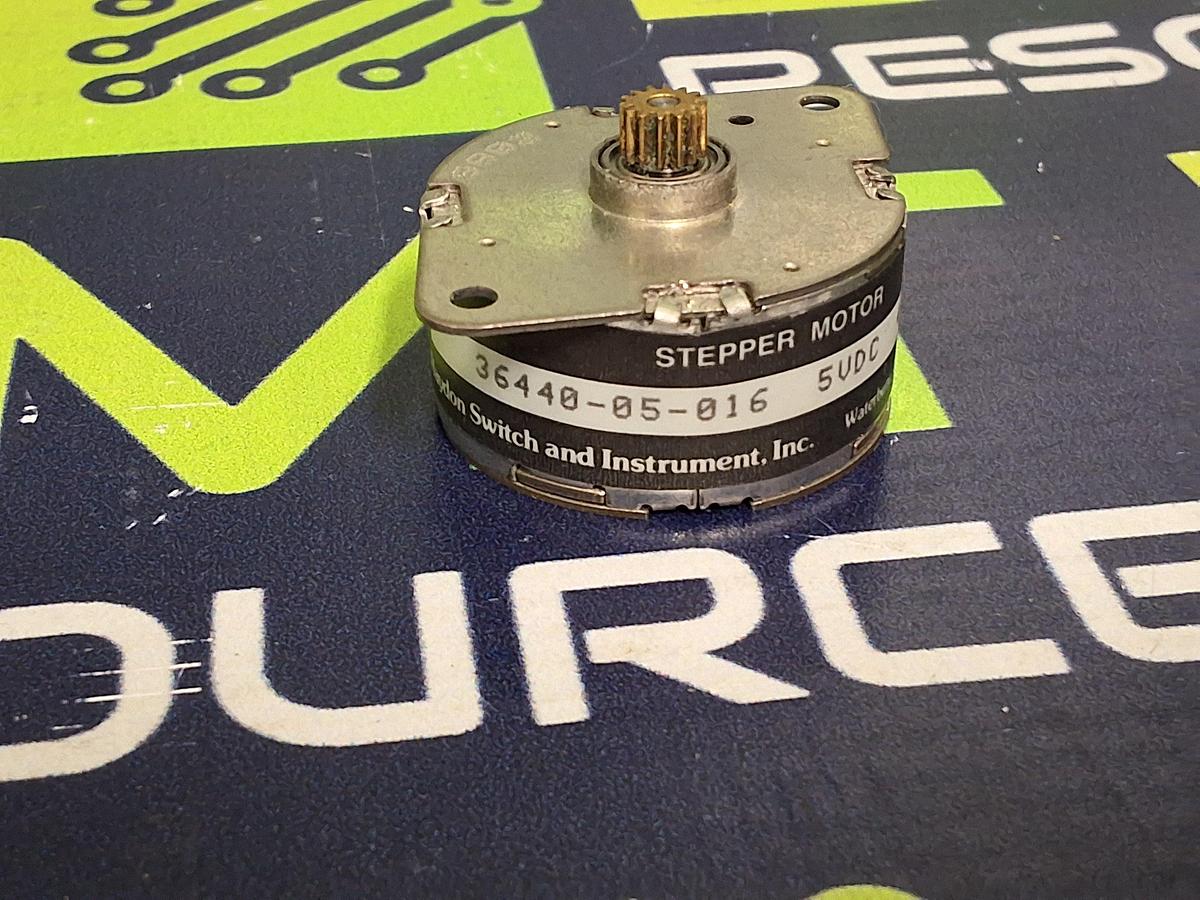 Used HAYDON SWITCH AND INSTRUMENT 36440-05-016 STEPPER MOTOR 5VDC 4.6W