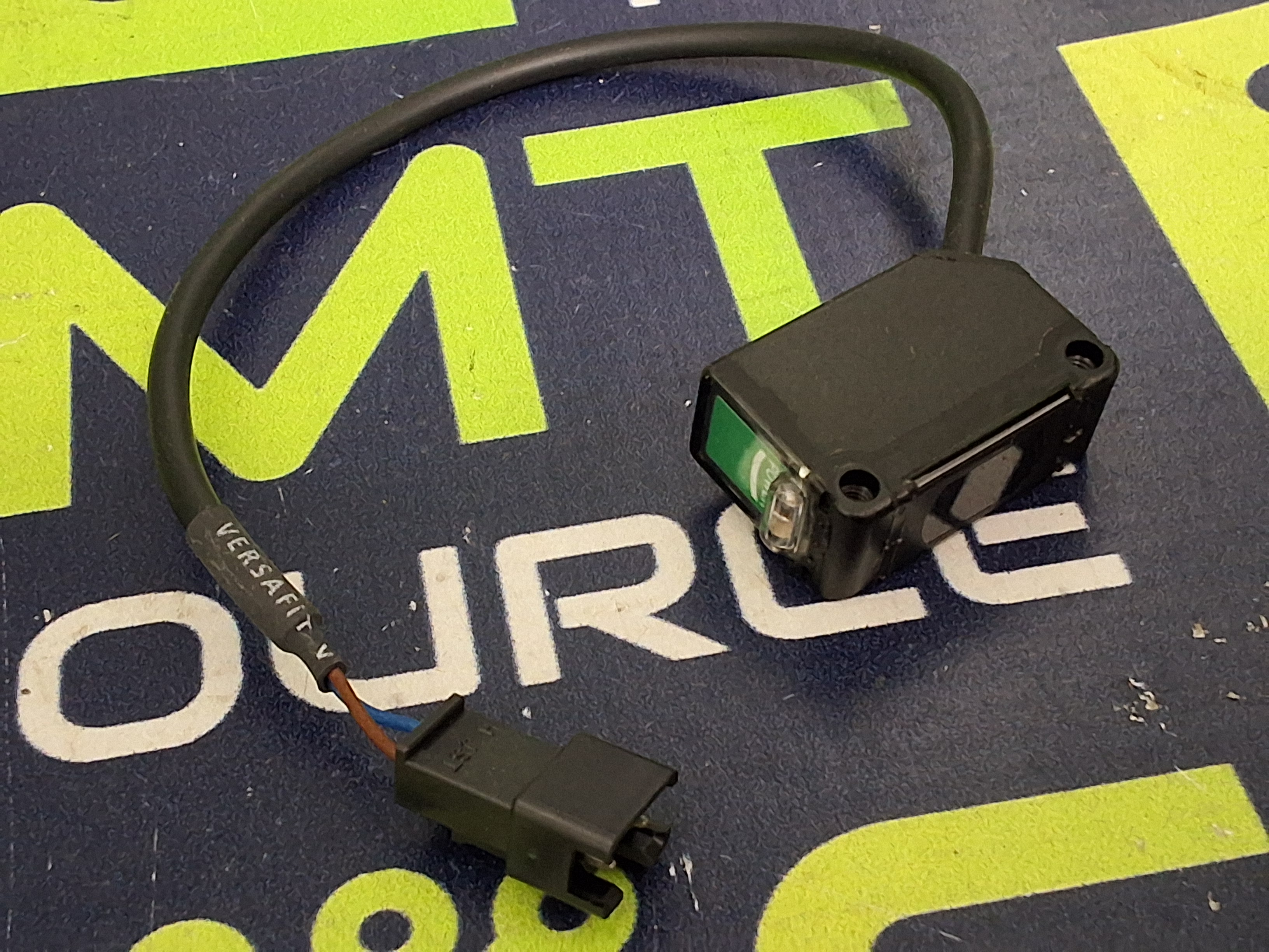 Used SUNX CX-21P COMPACT PHOTOELECTRIC SENSOR