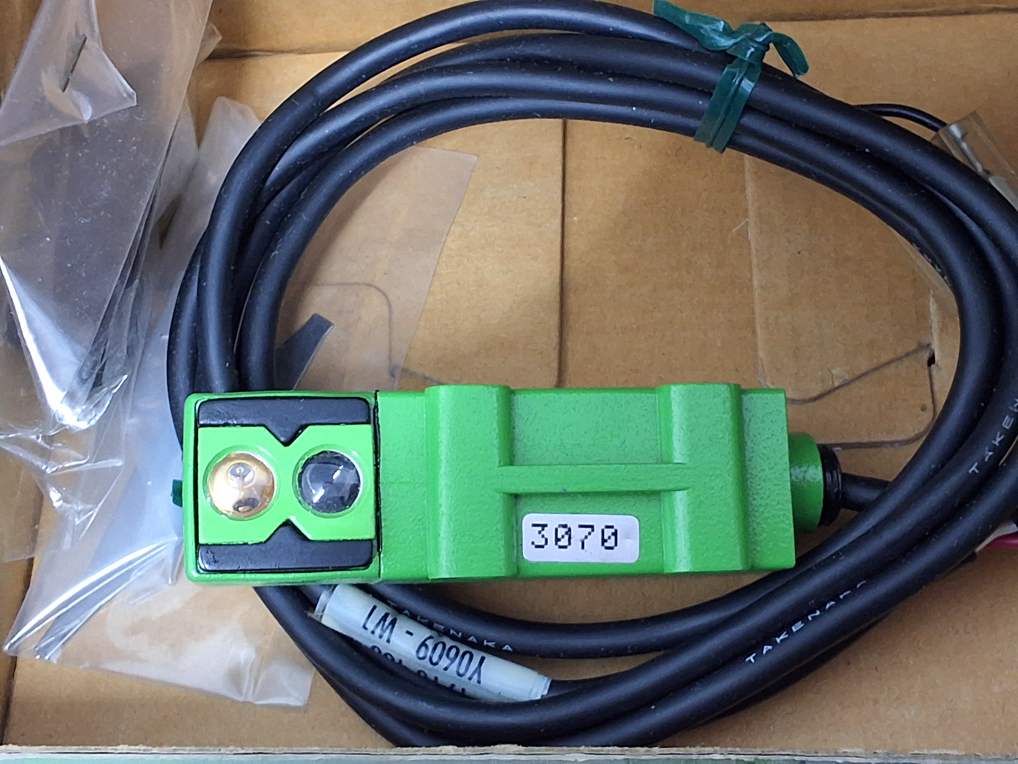 TAKENAKA IR3AN PHOTOELECTRIC SENSOR - BRAND NEW