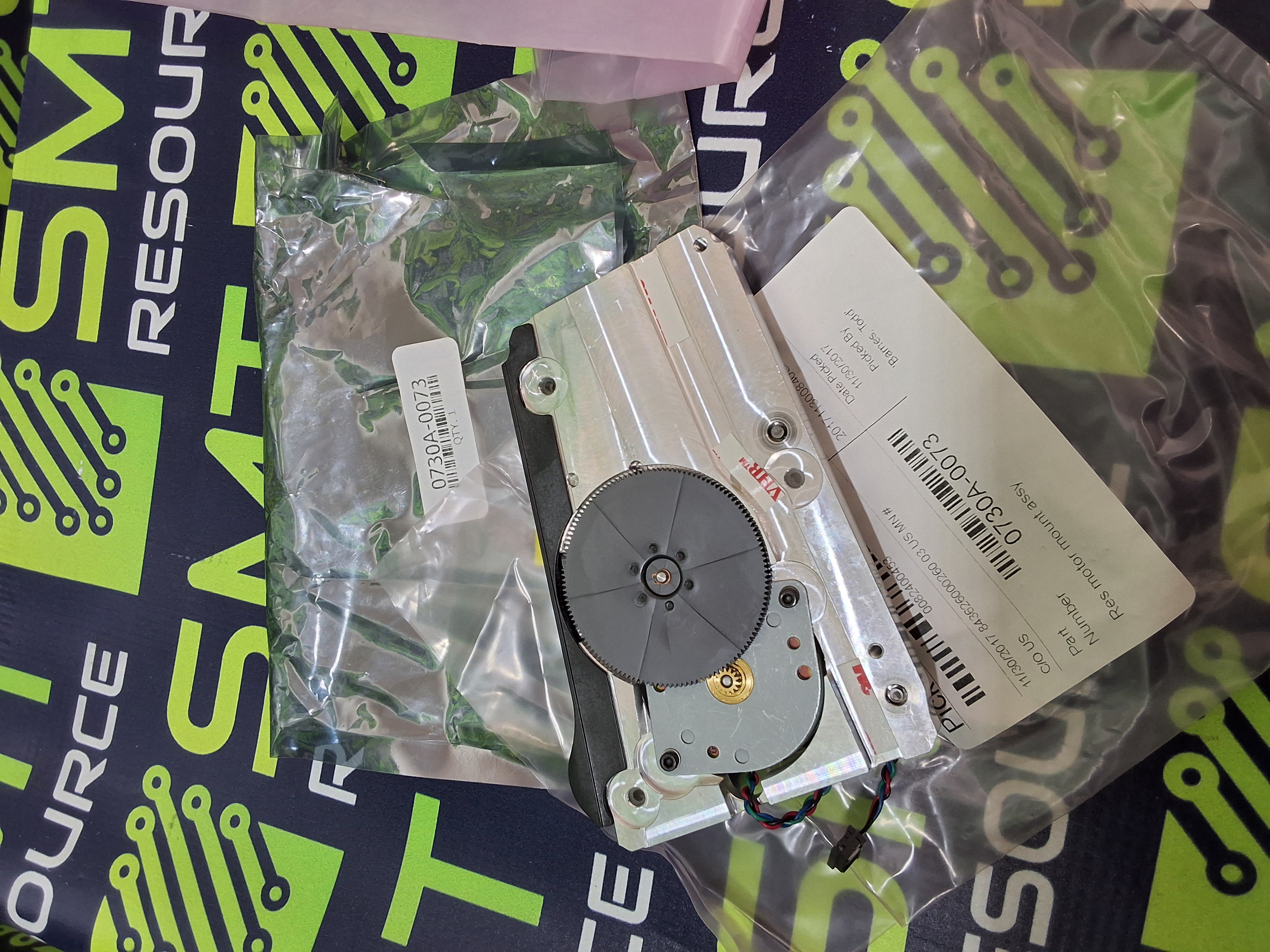 Used UNIVERSAL INSTRUMENTS 0730A-0073 RES MOTOR MOUNT ASSEMBLY 