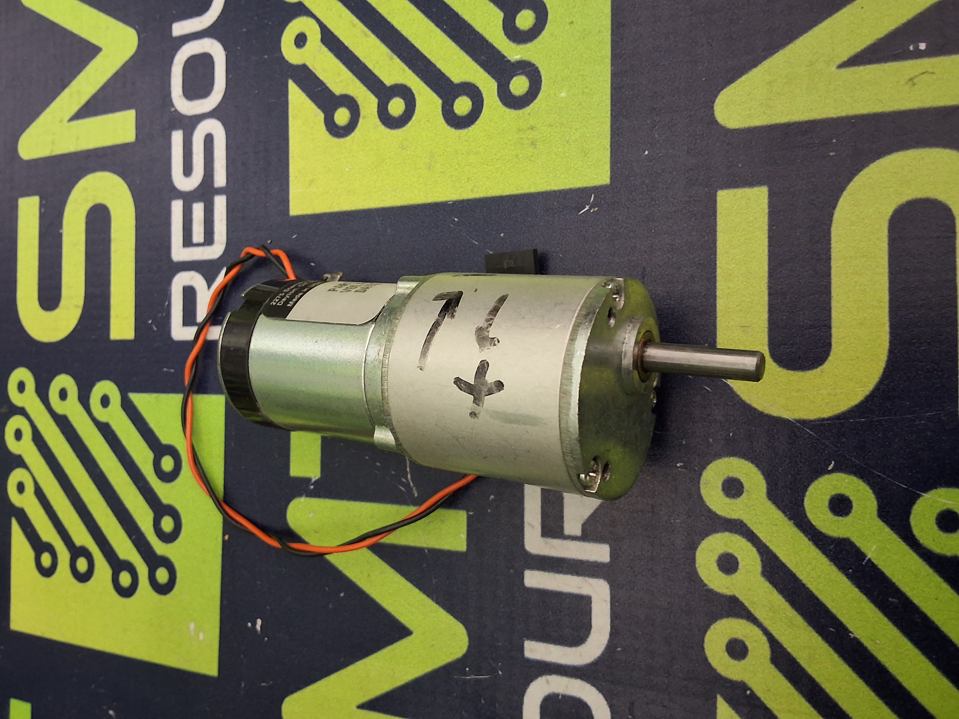 Used GLOBE MOTORS 415A182-3