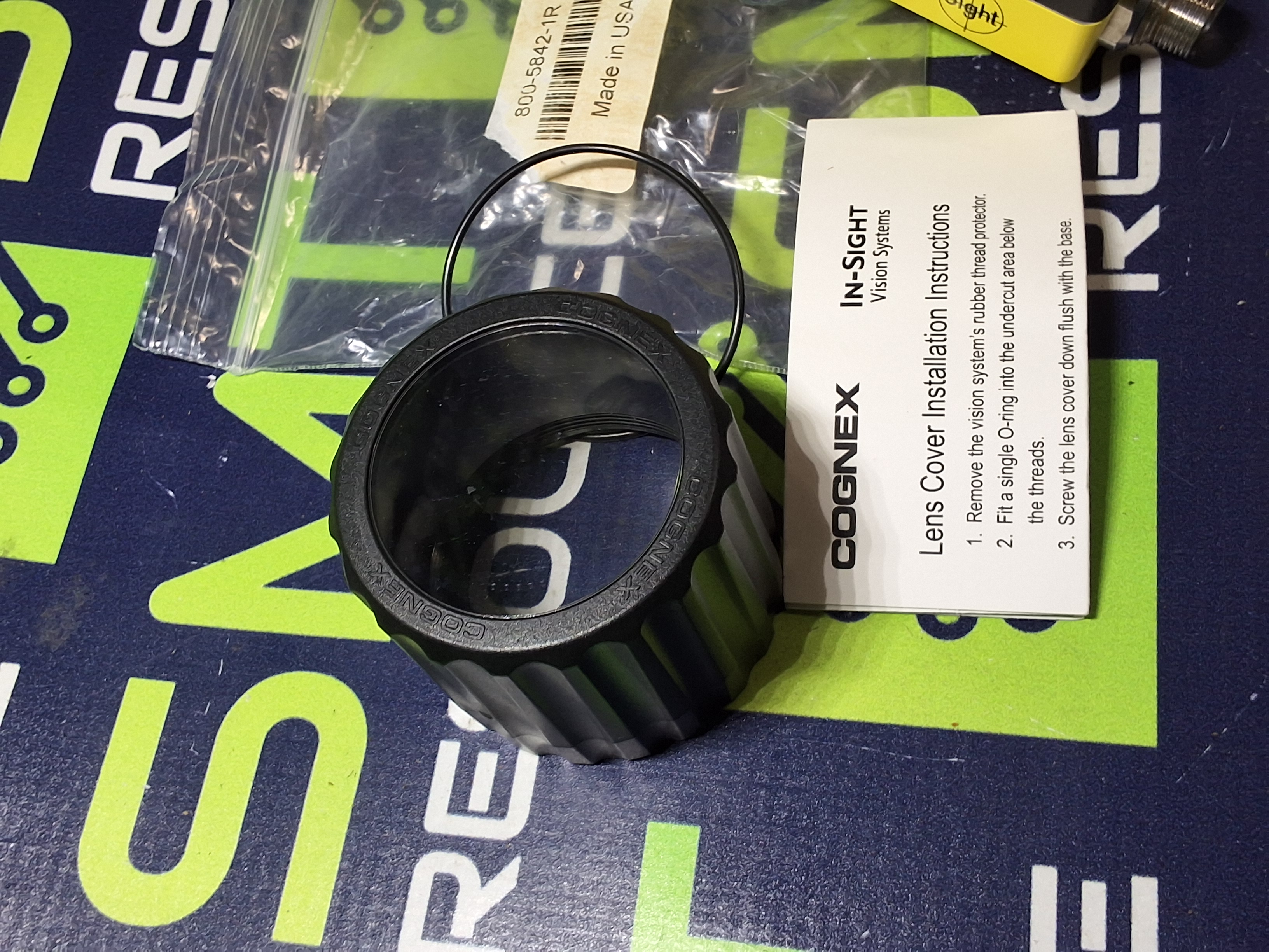 Used COGNEX IS5400-00 IN-SIGHT 00 A INDUSTRIAL MACHINE VISION CAMERA 