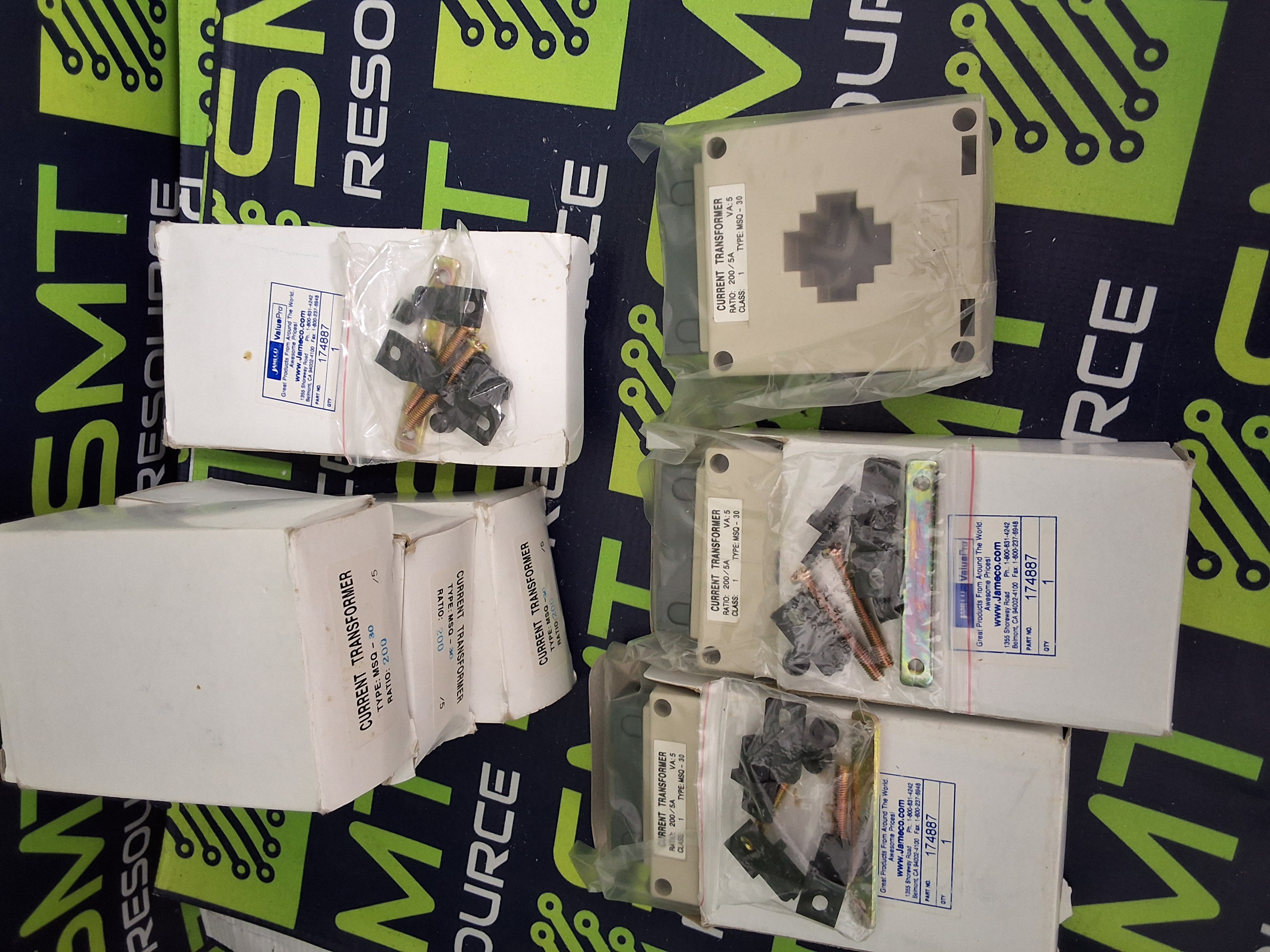 CURRENT TRANSFORMER MSQ-30 WITH MOUNTING SCREWS - BRAND NEW