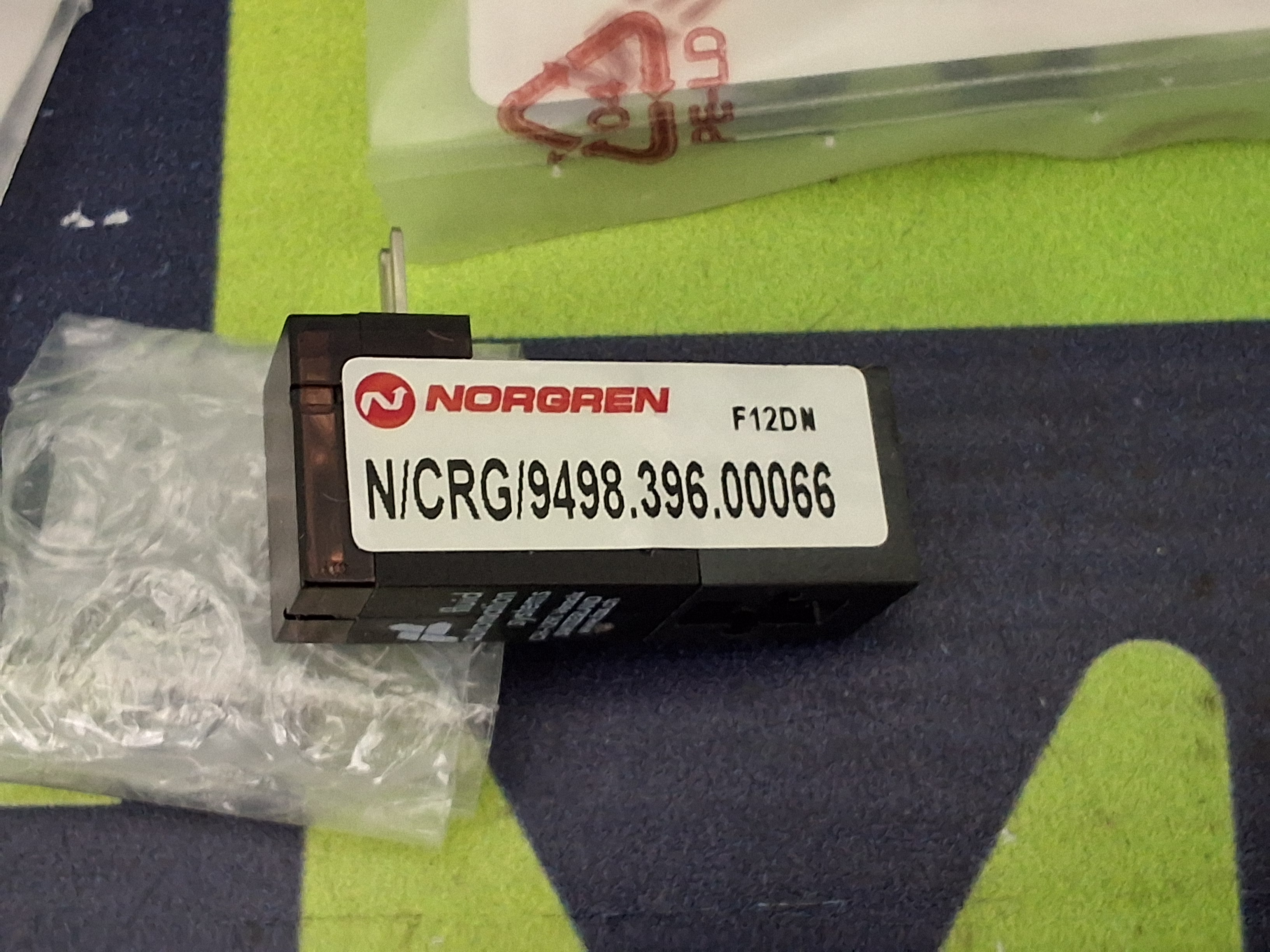 FLUID AUTOMATION SYSTEMS CH-1290 VALVE N/CRG/9498.396.00066 - BRAND NEW