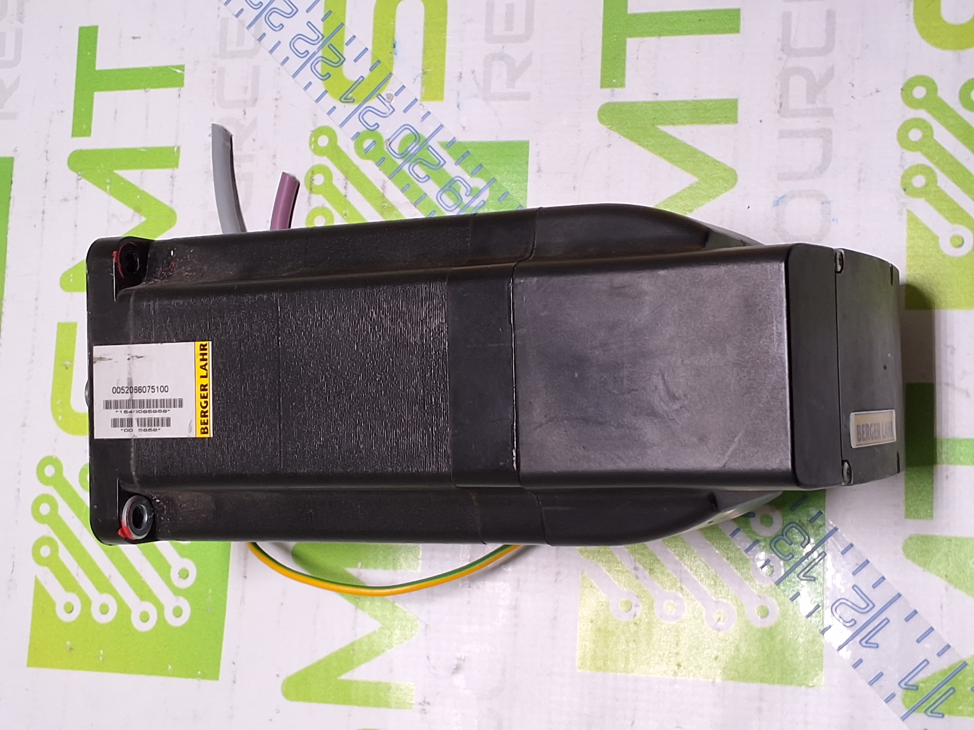 Used BERGER LAHR IFS93/2CAN-DS/---B54/O-001RPP41 SERVO MOTOR