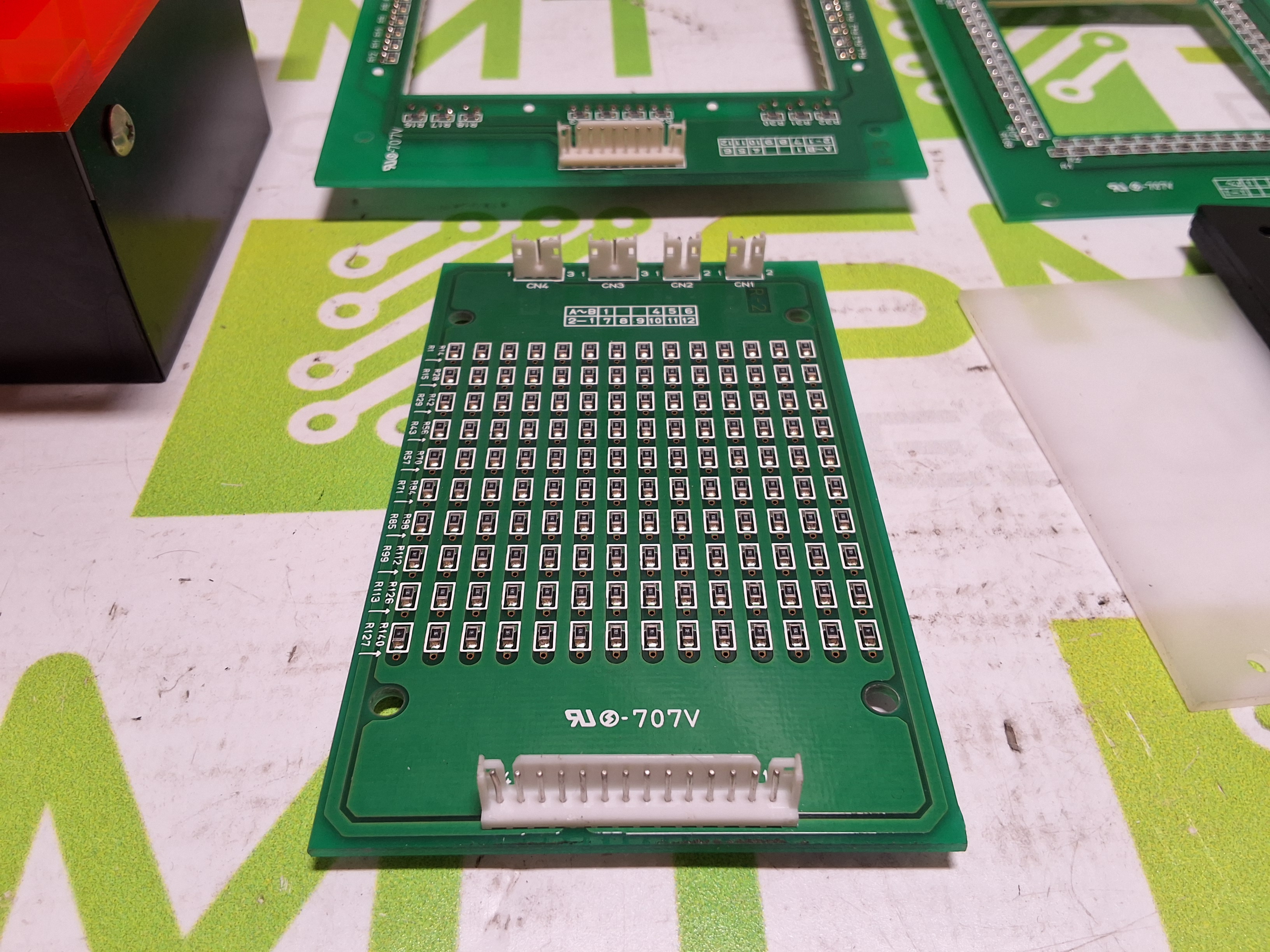 Used JUKI KE-2020E LIGHT 2/3/4/5 LAMPSHADE ASSEMEBLY E8624729 E8623729 E8625729 E8629729