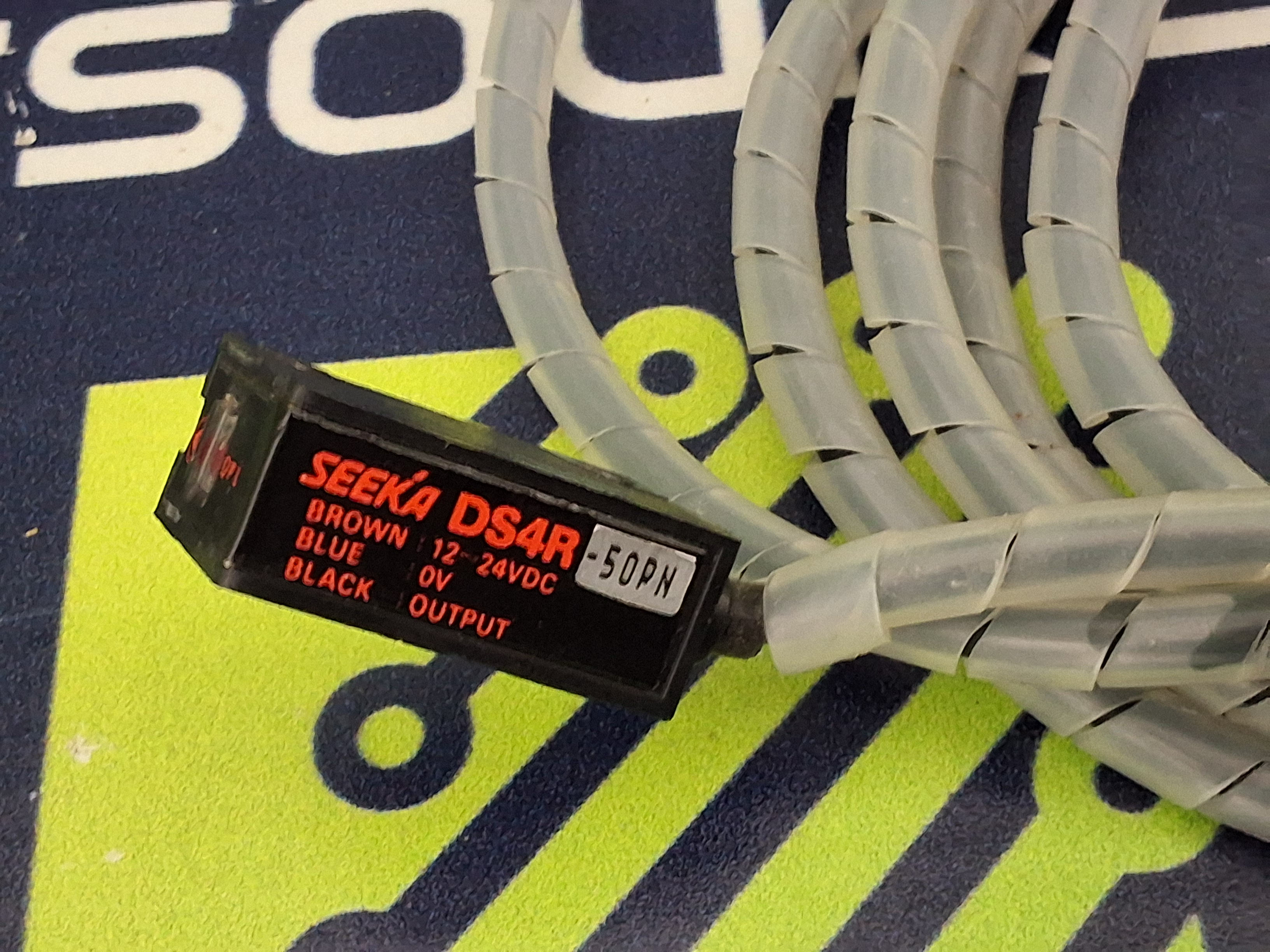 Used SEEKA / TAKENAKA