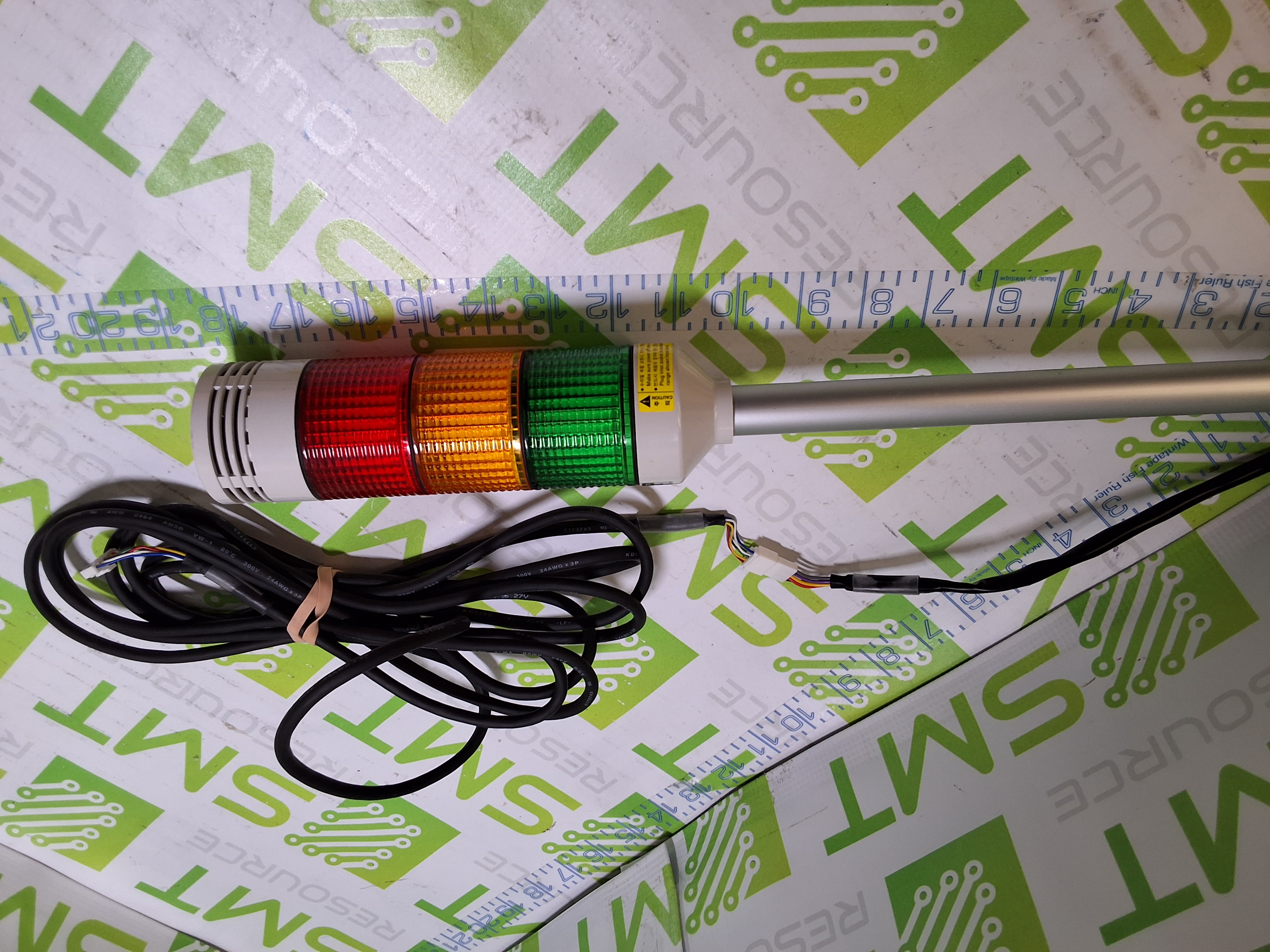 Used MENICS PTE-DPB-302-RYG TOWER LIGHT