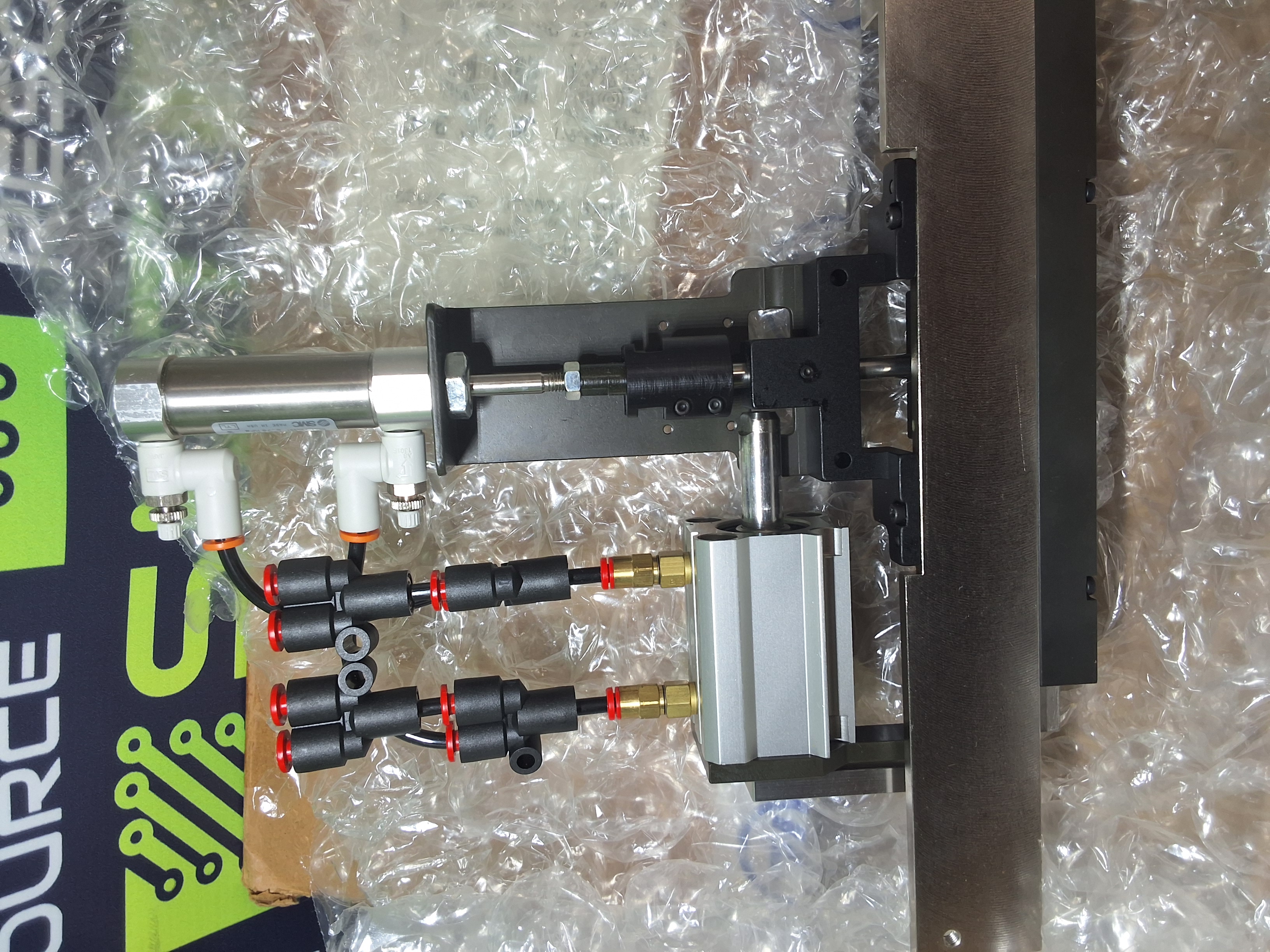 Used UNIVERSAL INSTRUMENTS 47259202 FIX LIFT ASSEMBLY 47260101 REV. D