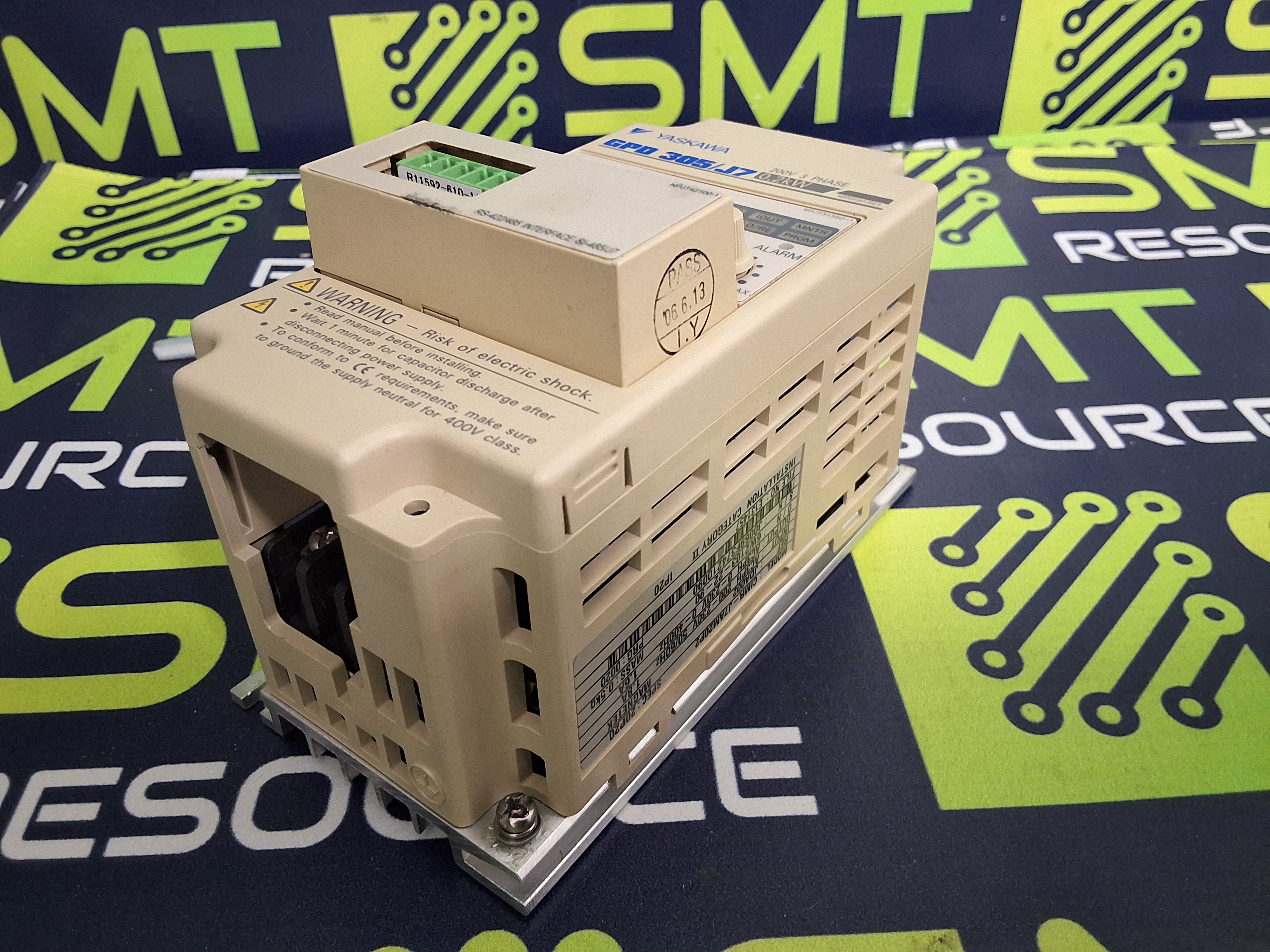 Used YASKAWA GPD 305/J7 0.2KW INVERTER DRIVE CIMR-J7AM20P2 230v 3PH