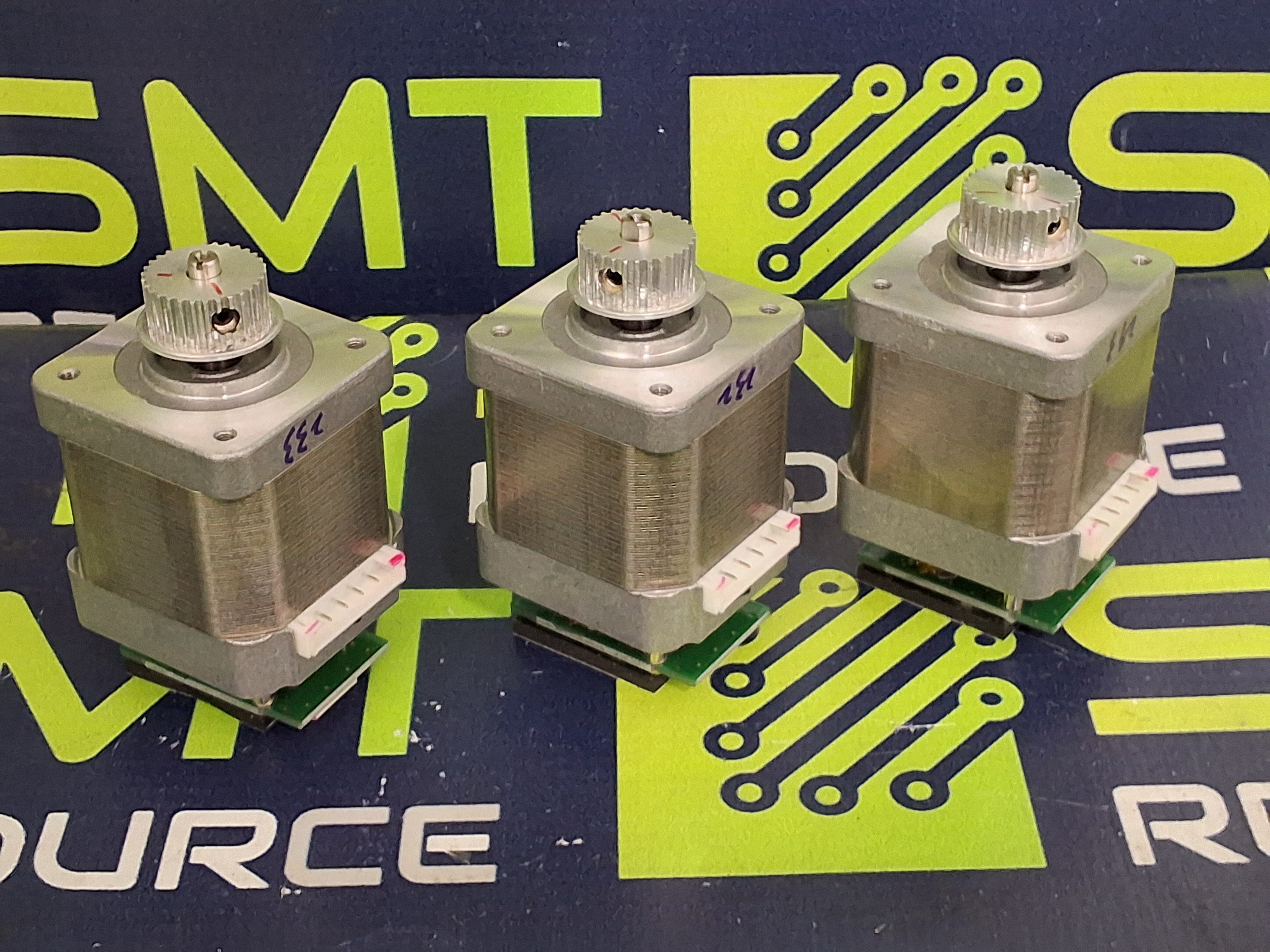 Used JAPAN SERVO CO. KH42KM2B047B 2-PHASE STEPPER MOTOR NO 0604 WITH GEARHEAD