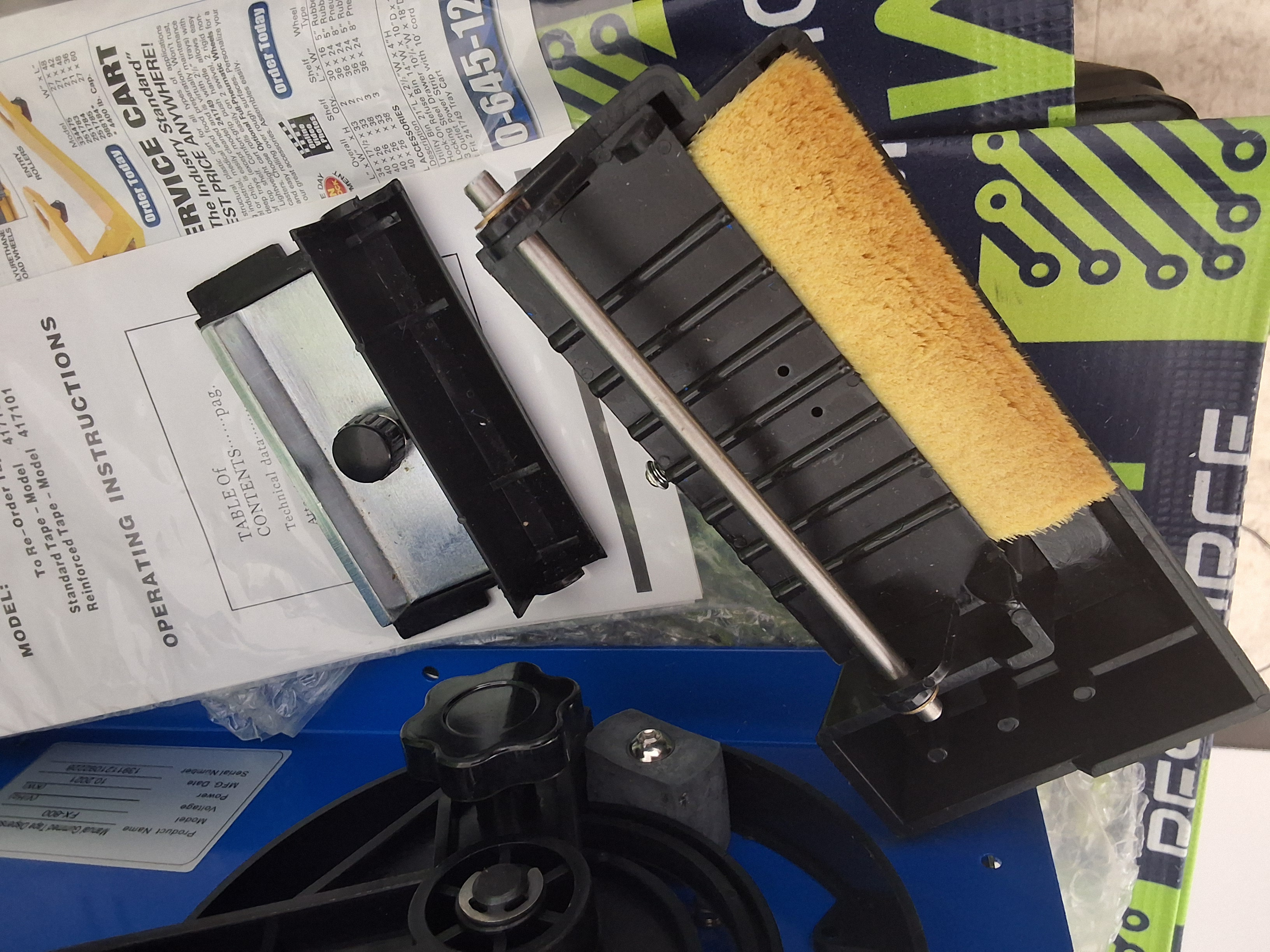 Used GLOBAL INDUSTRIAL FX-800 / 300713 MANUAL GUMMED WATER ACTUVATED TAPE DISPENSER 