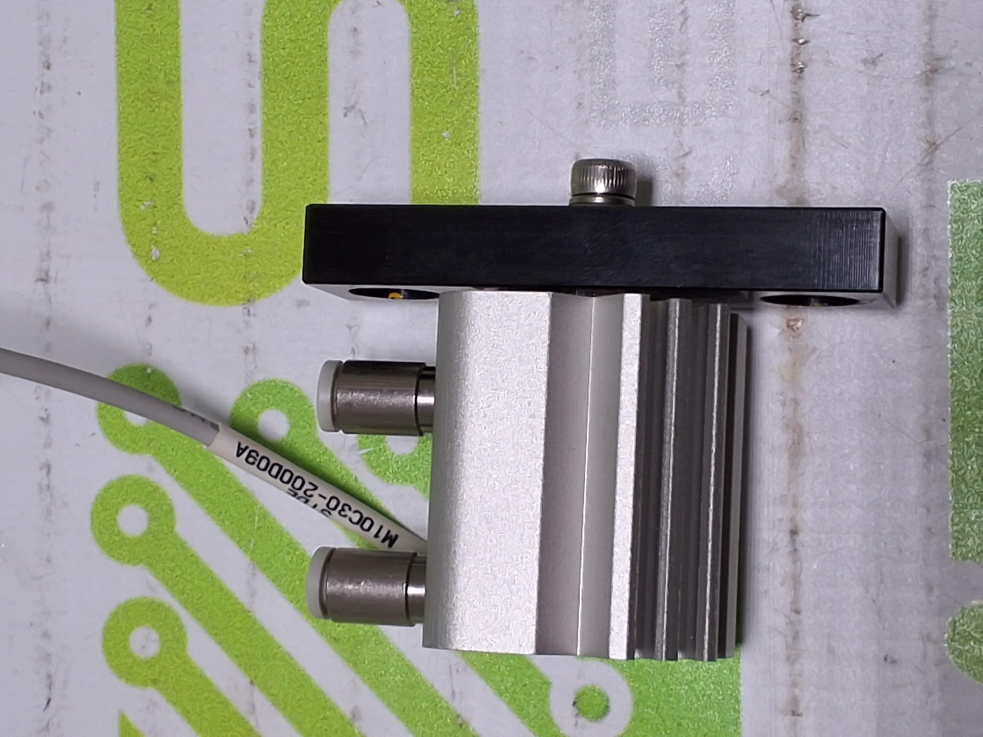 Used SMC CDQ2A16-5DZ COMPACT CYLINDER 