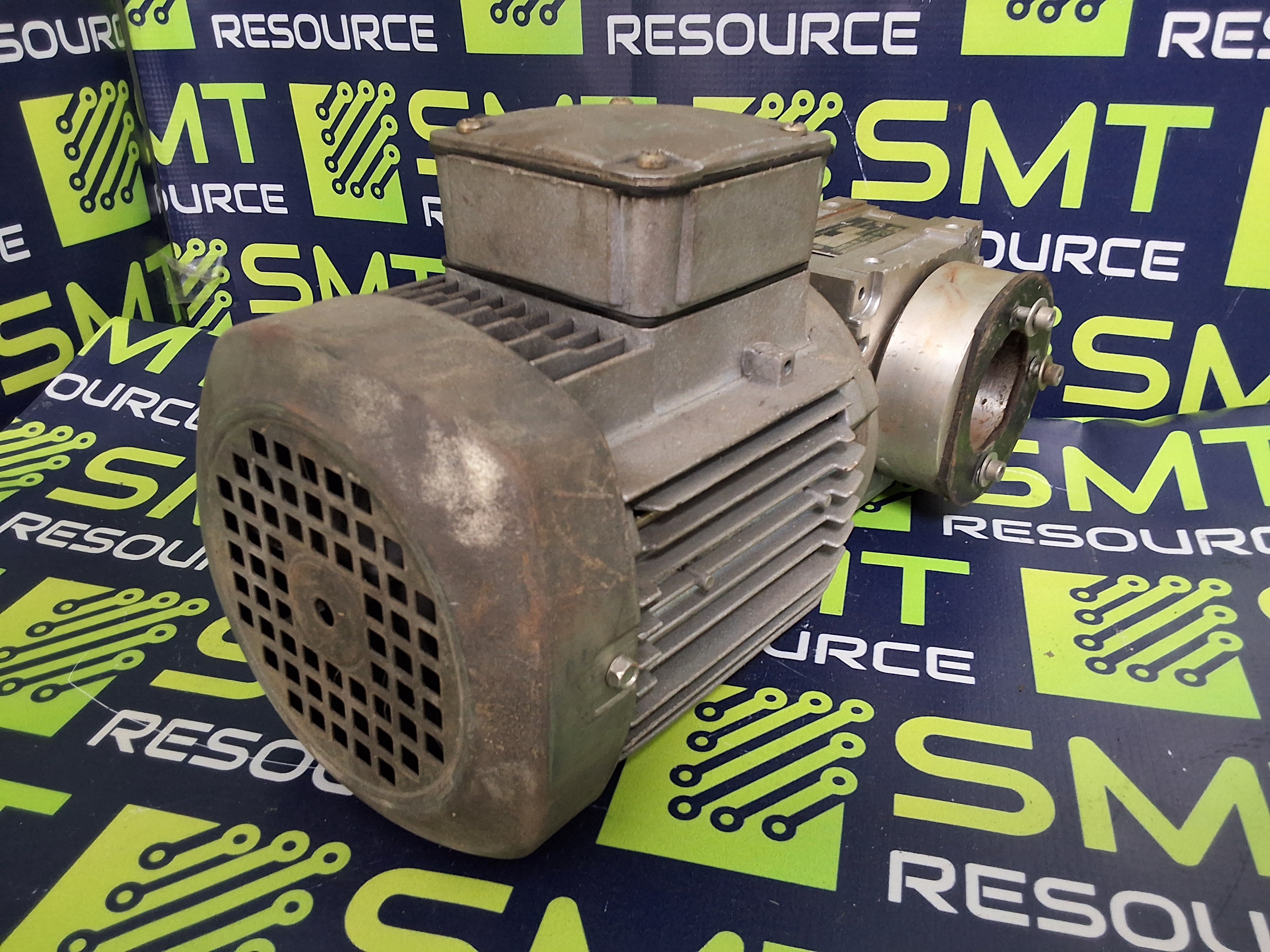 Used SOLTEC 3 LS71 MOTOR WITH LEROY SOMER MVDE M00C GEARBOX / GEAR REDUCER