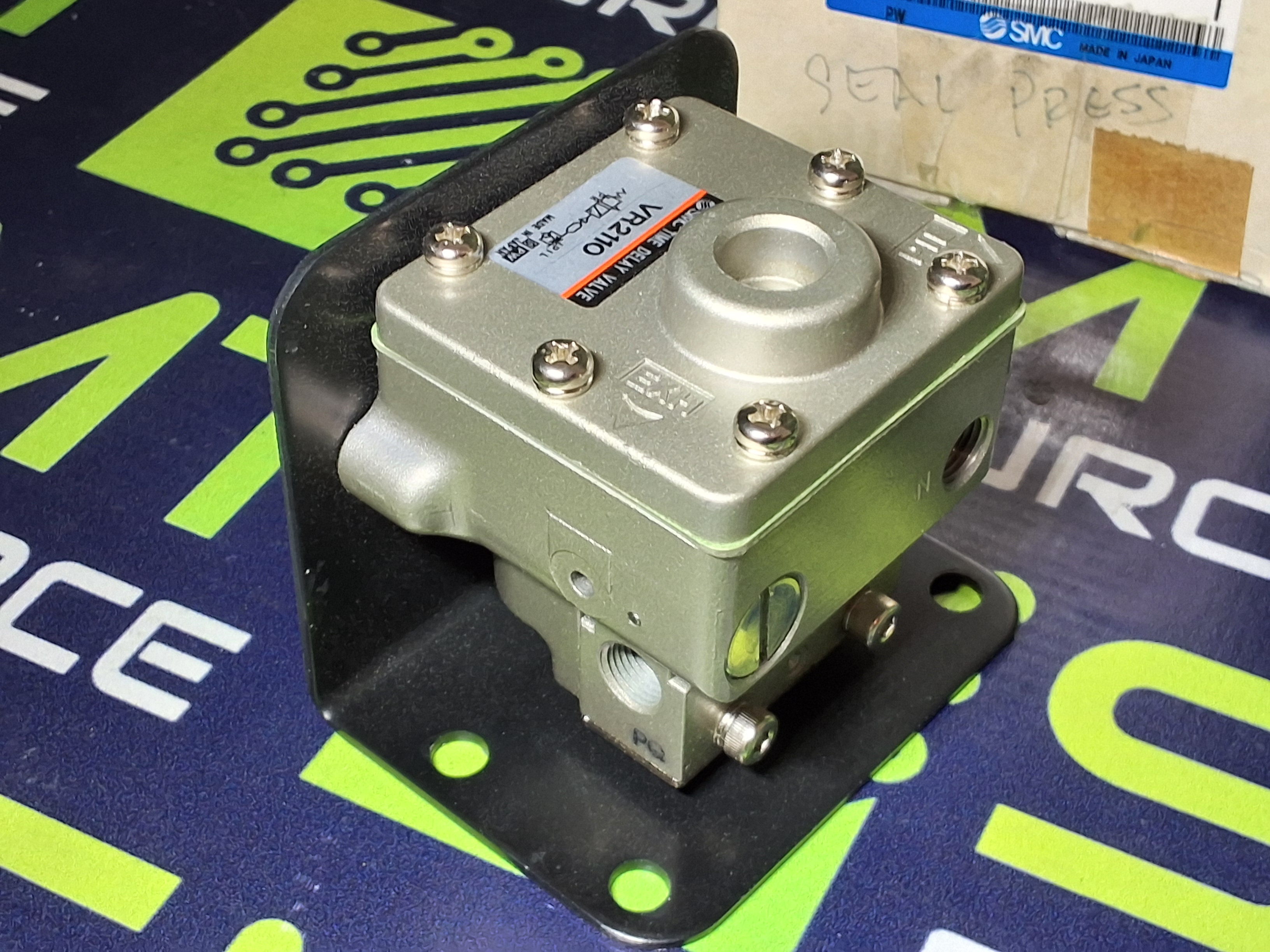 SMC VR2110 TIME DELAY VALVE VR2110-N01 - NEW