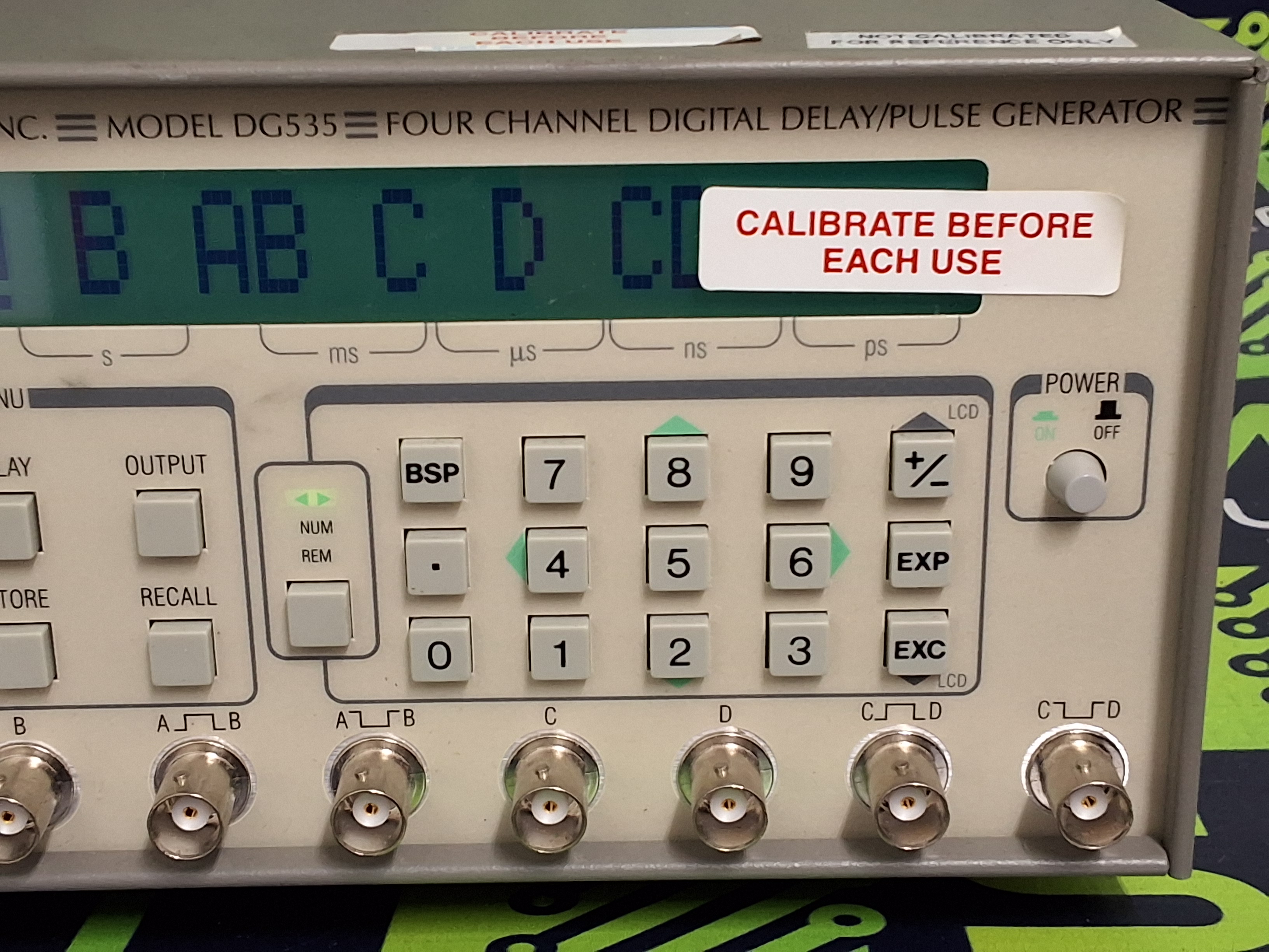 Used STANFORD RESEARCH SYSTEMS DG535 FOUR CHANNEL DIGITAL DELAY/PULSE GENERATOR