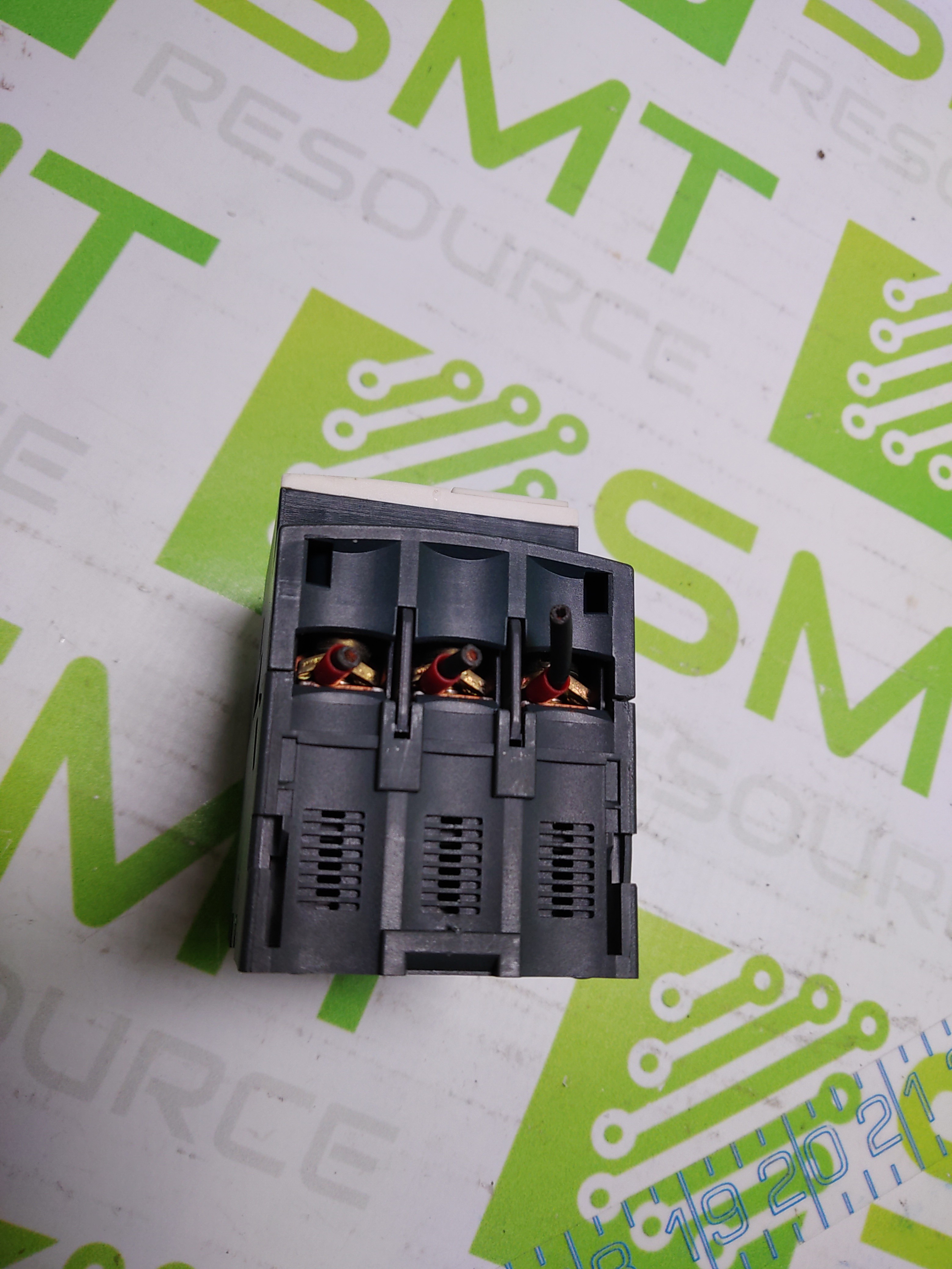 Used TELEMECANIQUE GV2ME07 CIRCUIT BREAKER 