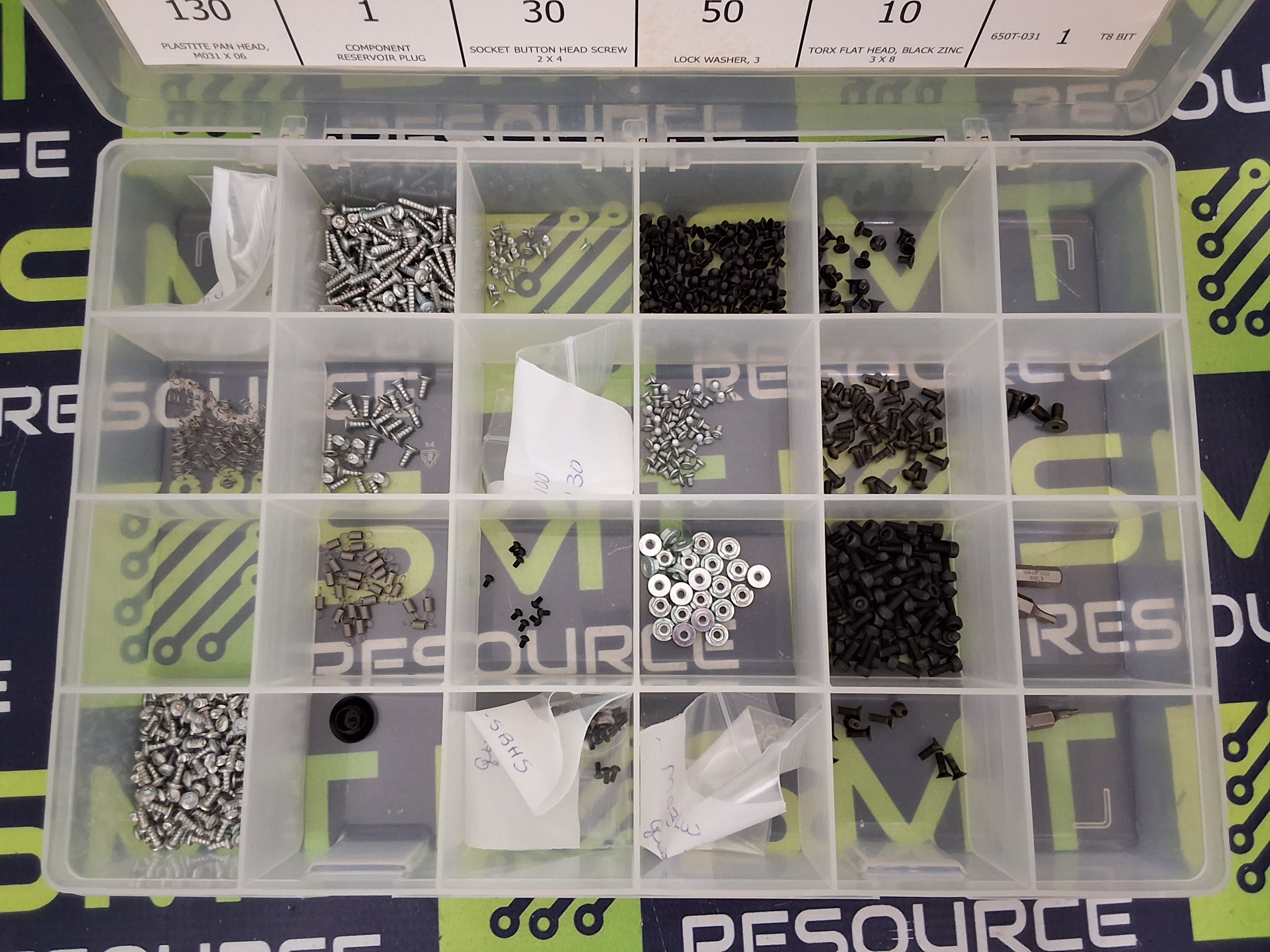 Used UNIVERSAL INSTRUMENTS 50912601 GREEN/GOLD TAPE FEEDER HARDWARE KIT