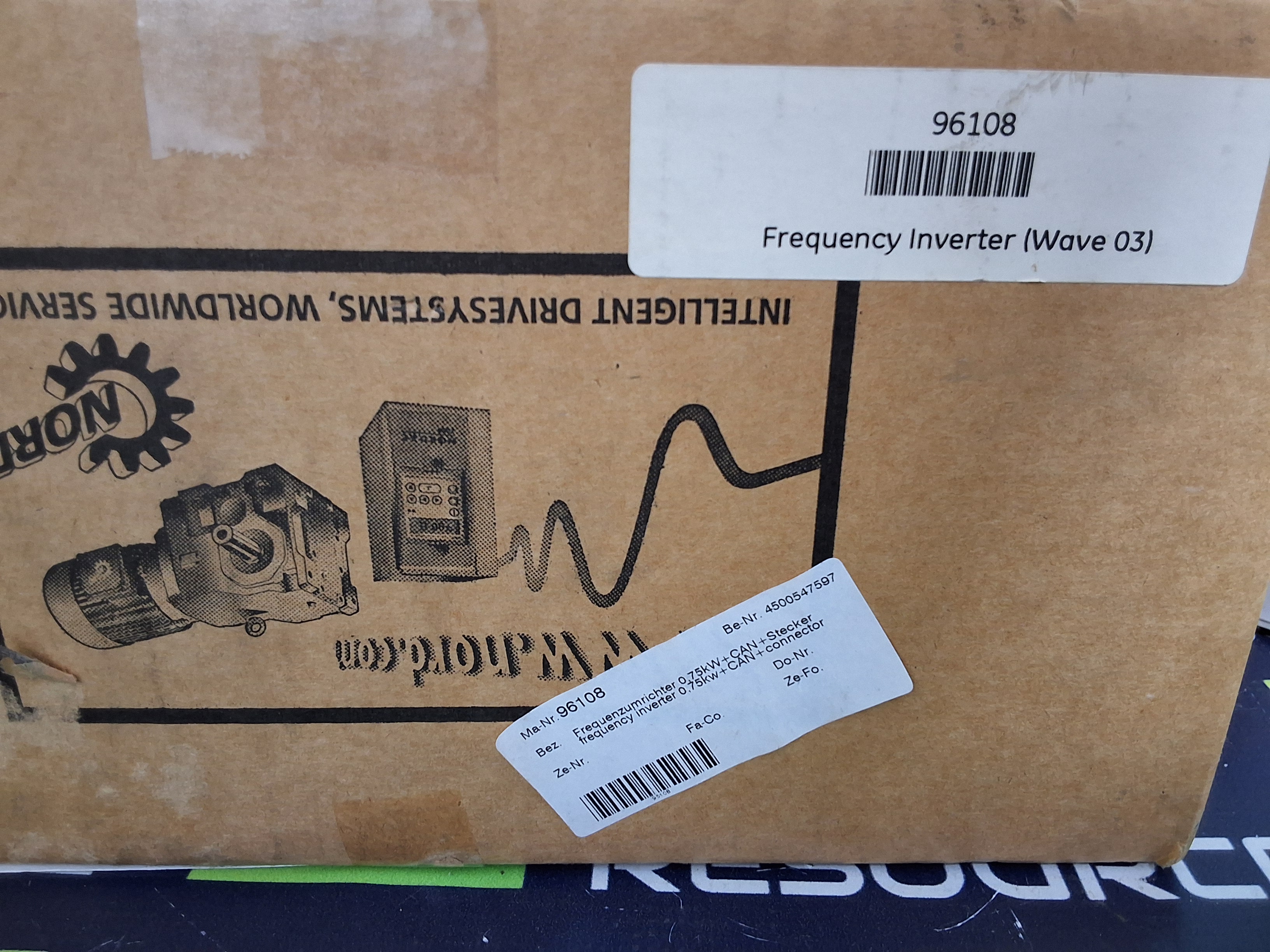 NORDAC SK 500E-750-323-A-ERS FREQUENCY INVERTER - BRAND NEW