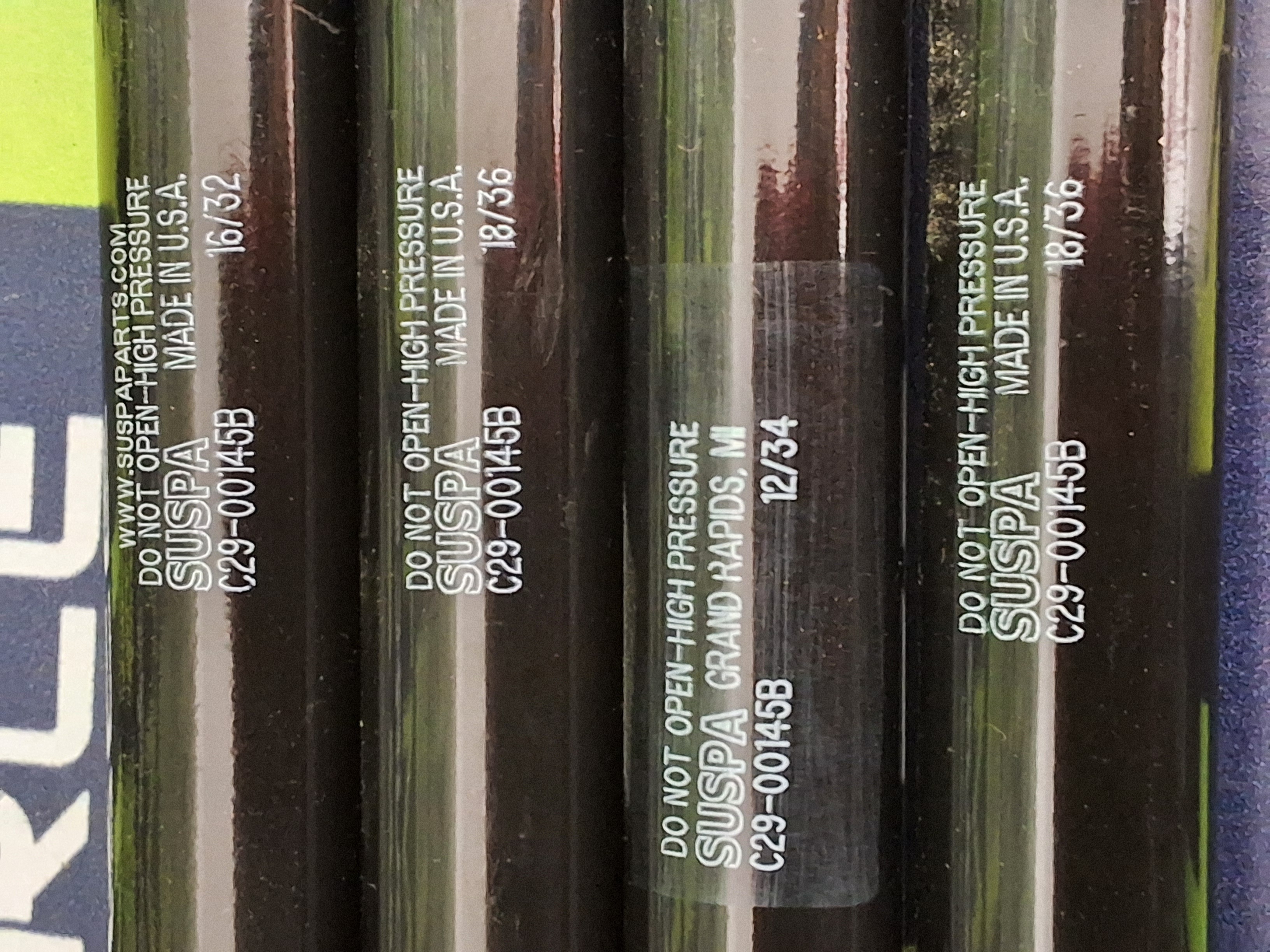 Used SUSPA C29-00145B HIGH PRESSURE GAS SPRING SHOCK STRUT 19 1/4 in LONG - LOT OF 2 -