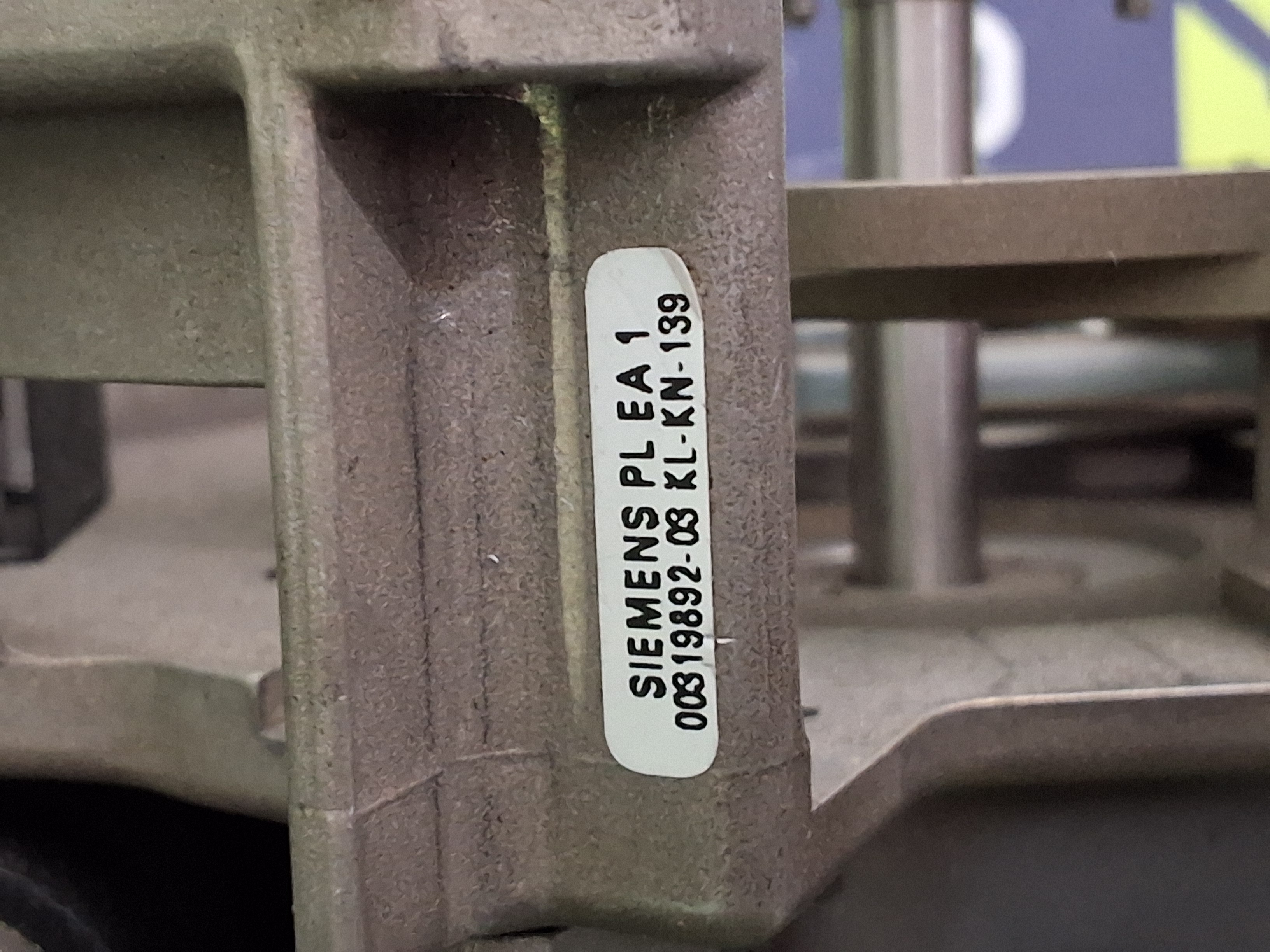 Used SIEMENS SMT SIPLACE RV HEAD FOR F4 AND SP20 / S20 PLACEMENT EQUIPMENT 00321405-02