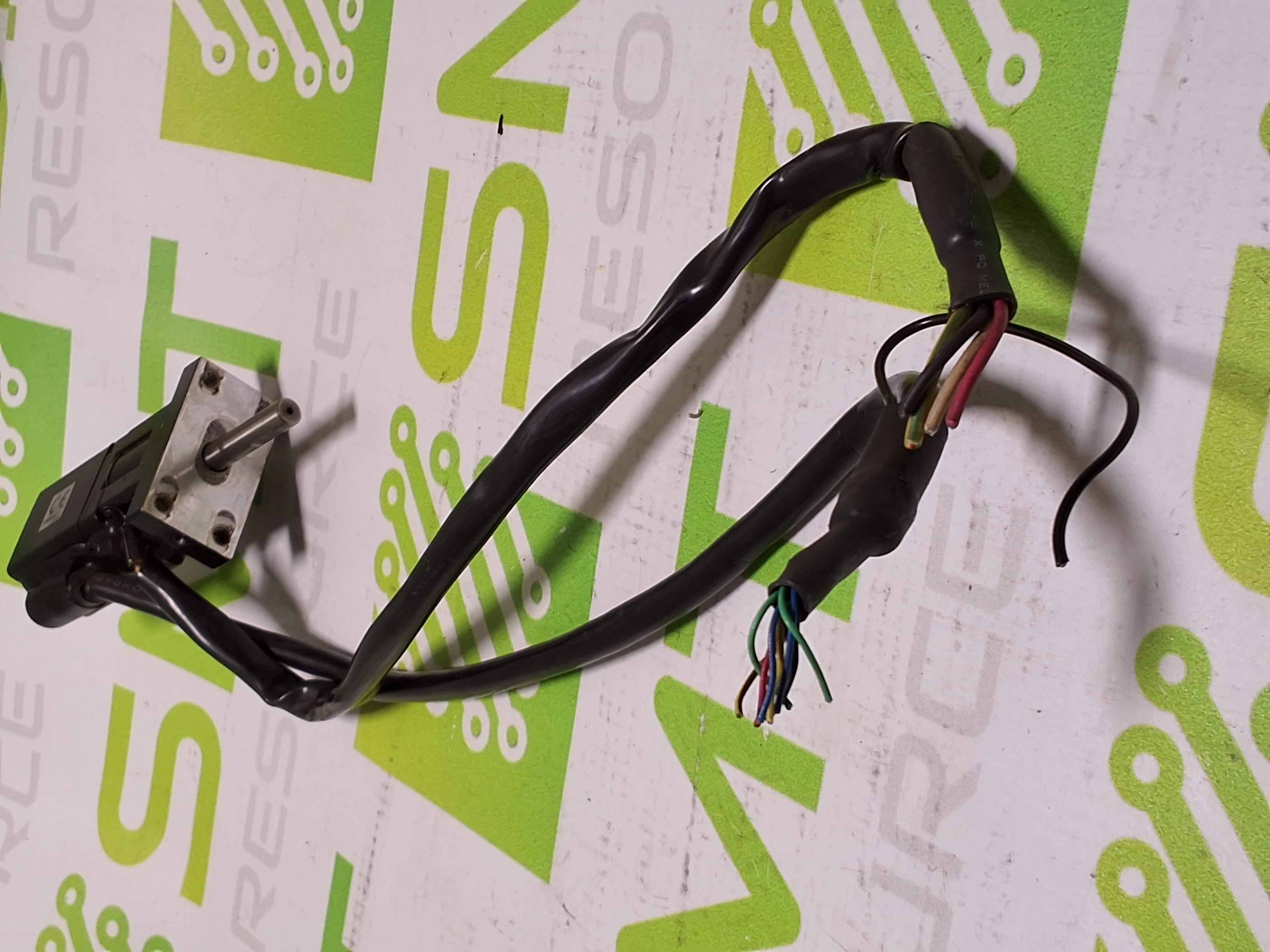 Used JUKI 4631N2022E600 AXIS MOTOR 13W 48V