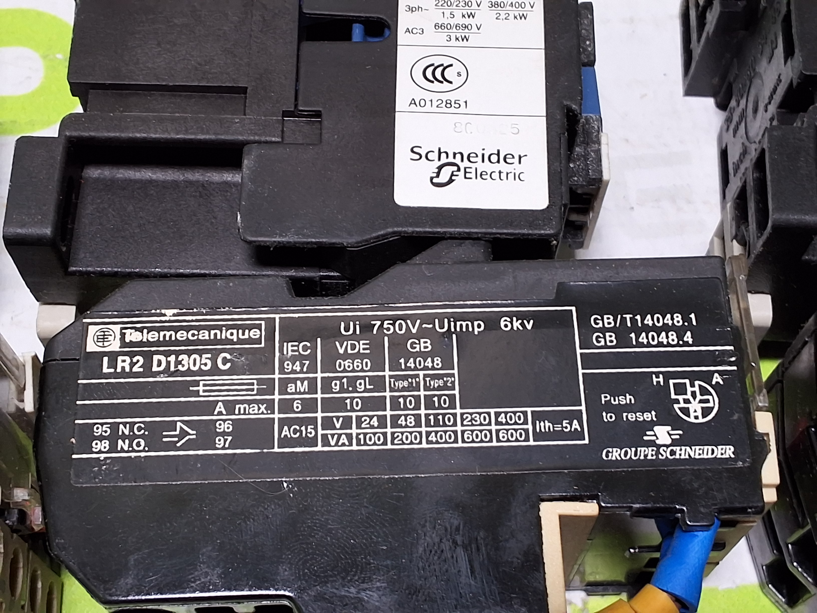 Used TELEMECANIQUE LC1 D06 10 RELAY WITH LR2D13 ELECTRICAL COIL LR2 D1305 C
