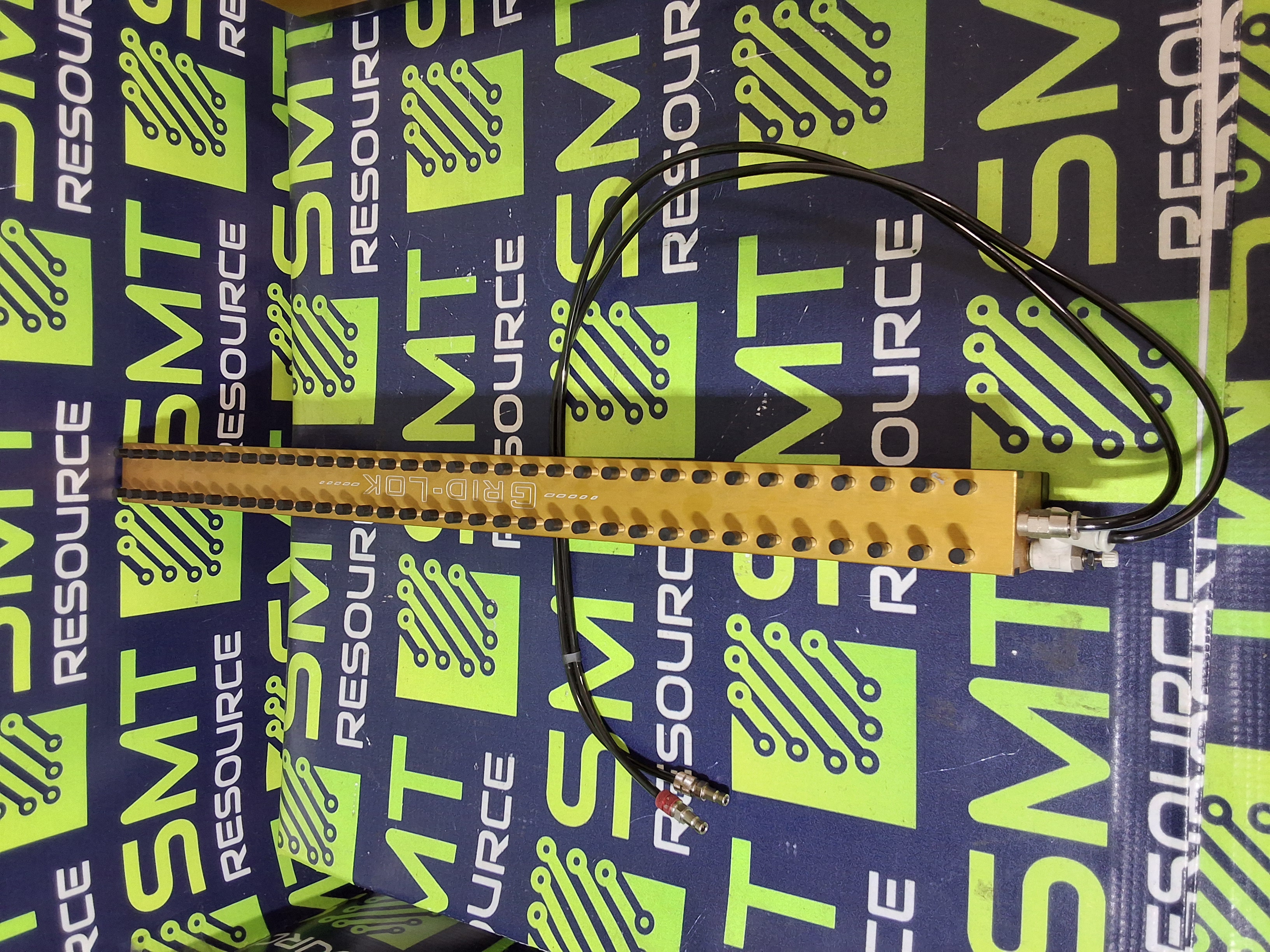 Used GRID-LOK 18" inch GOLD SUPPORT BAR