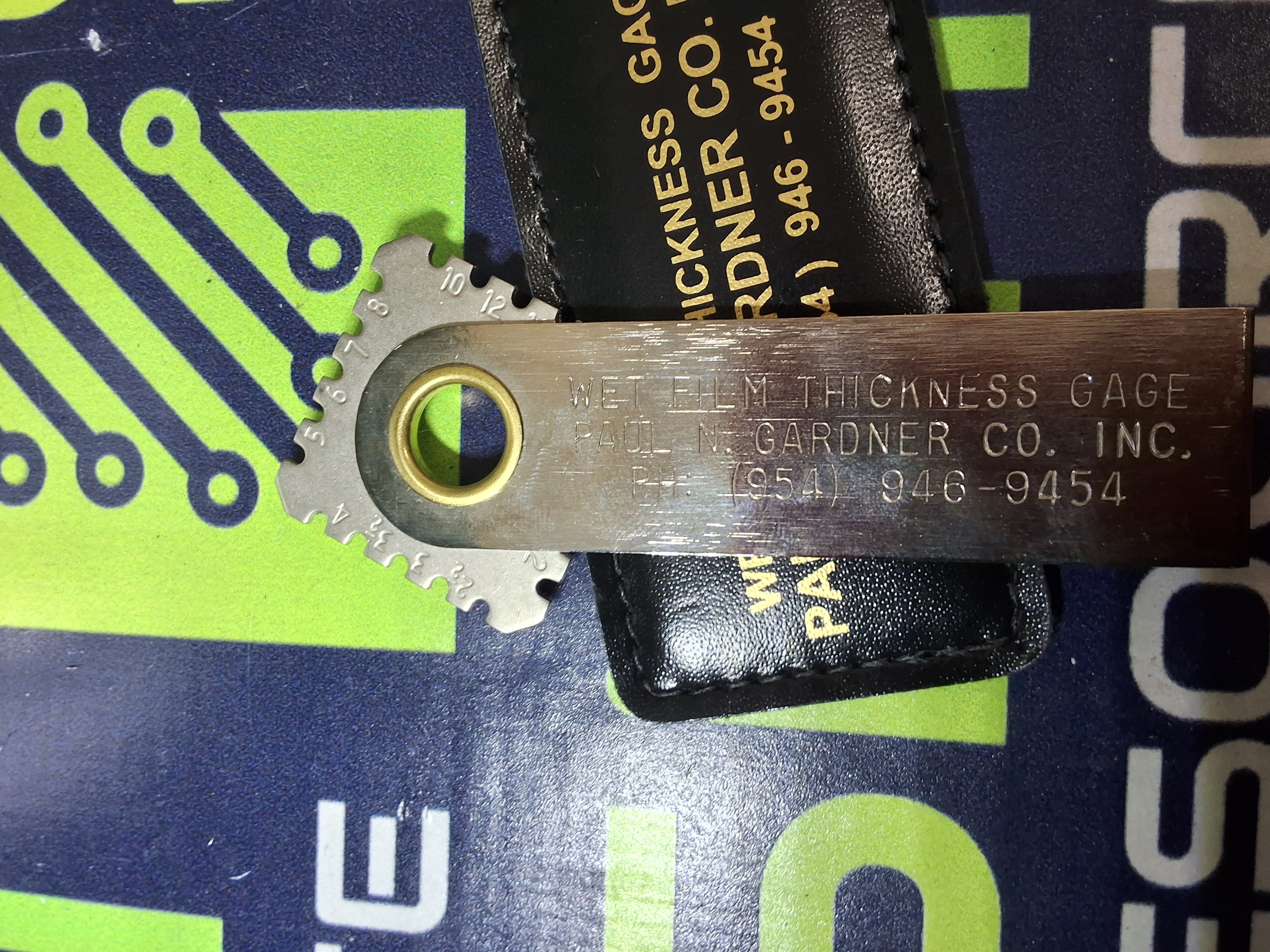 Used PAUL N. GARDNER CO. WET FILM 2-2C MIL GAUGE 46832402