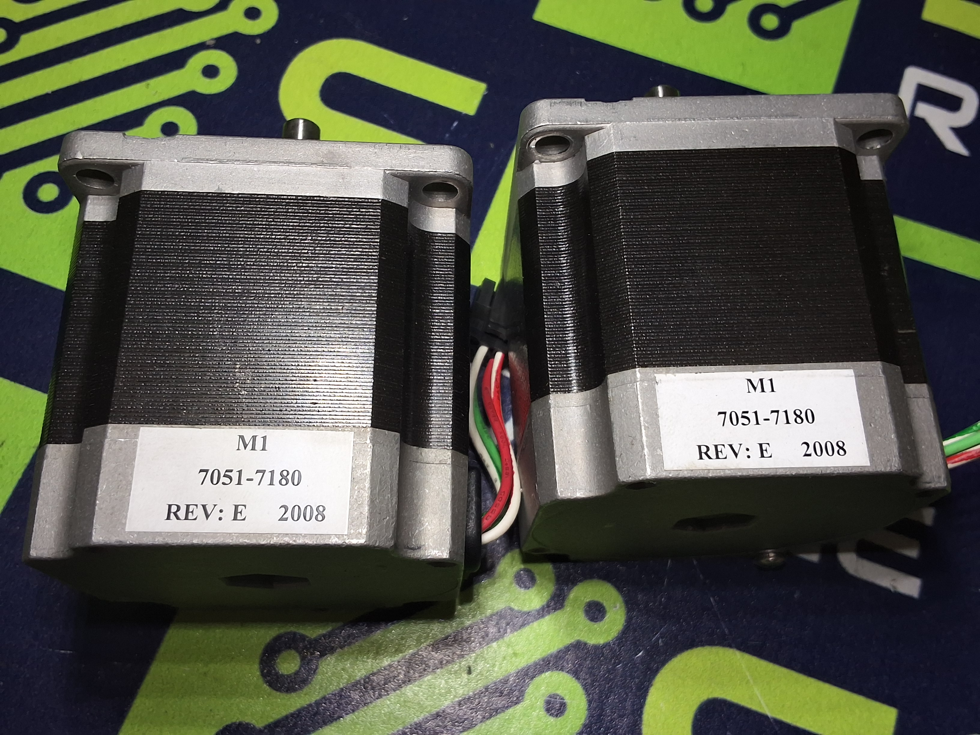 Used EAD MOTORS LH2322-M200 STEPPING MOTOR 2.0A 1.8DEG