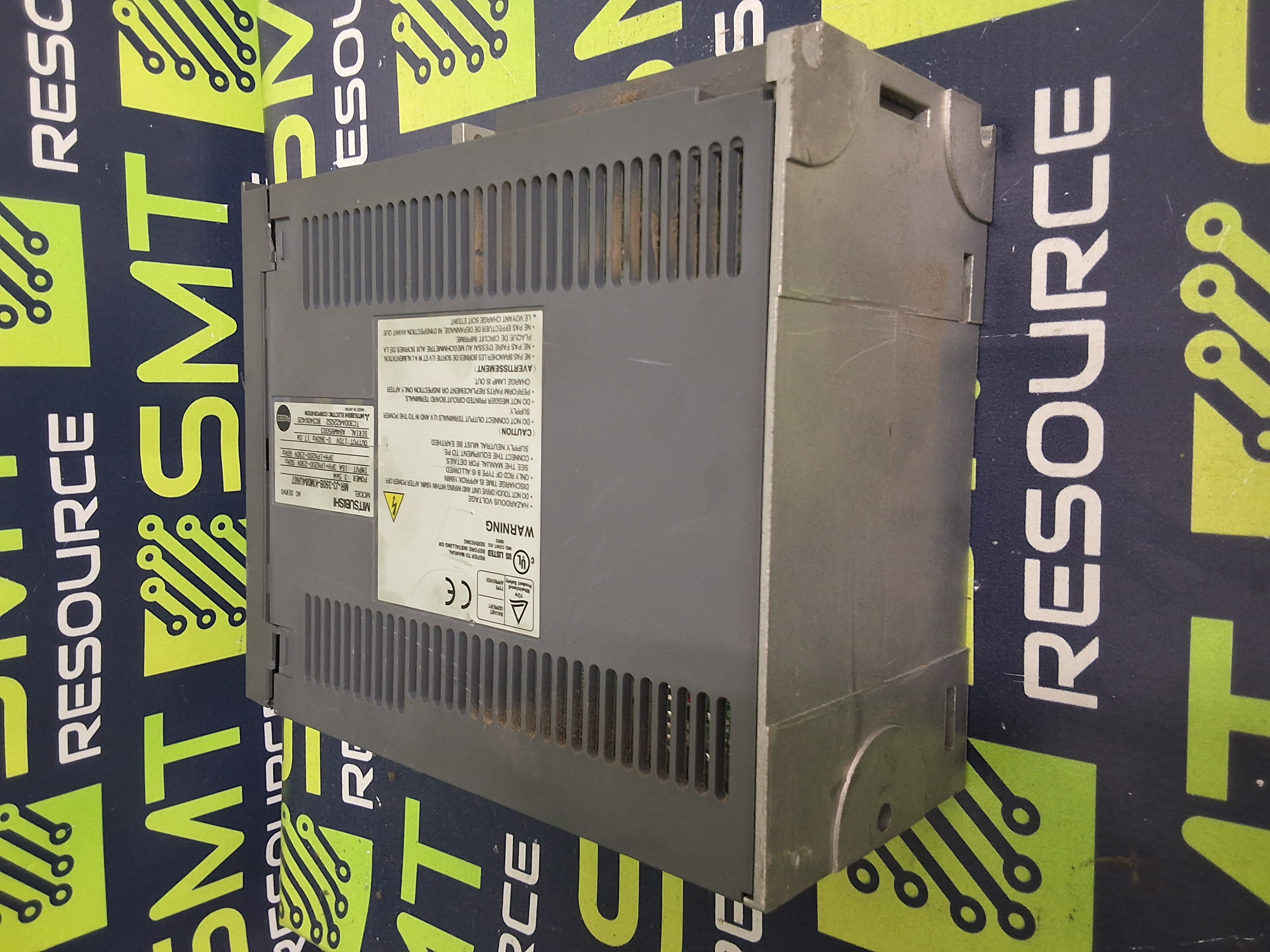 Used MITSUBISHI MR-J3-350B-KM084U607 AC SERVO DRIVE / AMPLIFIER - MELSERVO-J3 SERIES 3.5kW - PARTS ONLY