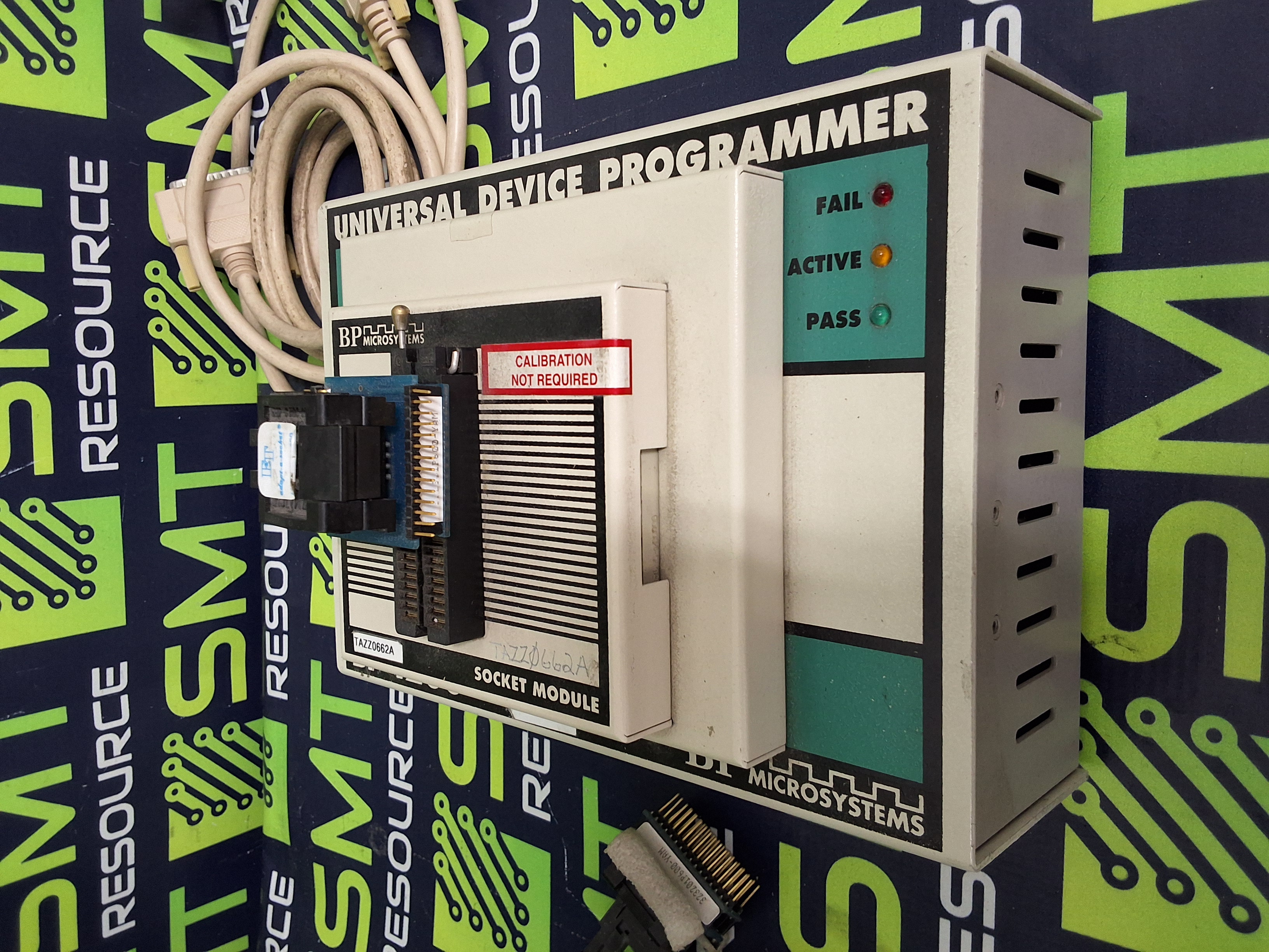 Used BP MICROSYSTEMS BP-1200 UNIVERSAL DEVICE PROGRAMMER WITH SM44P SOCKET MODULE AND CABLES