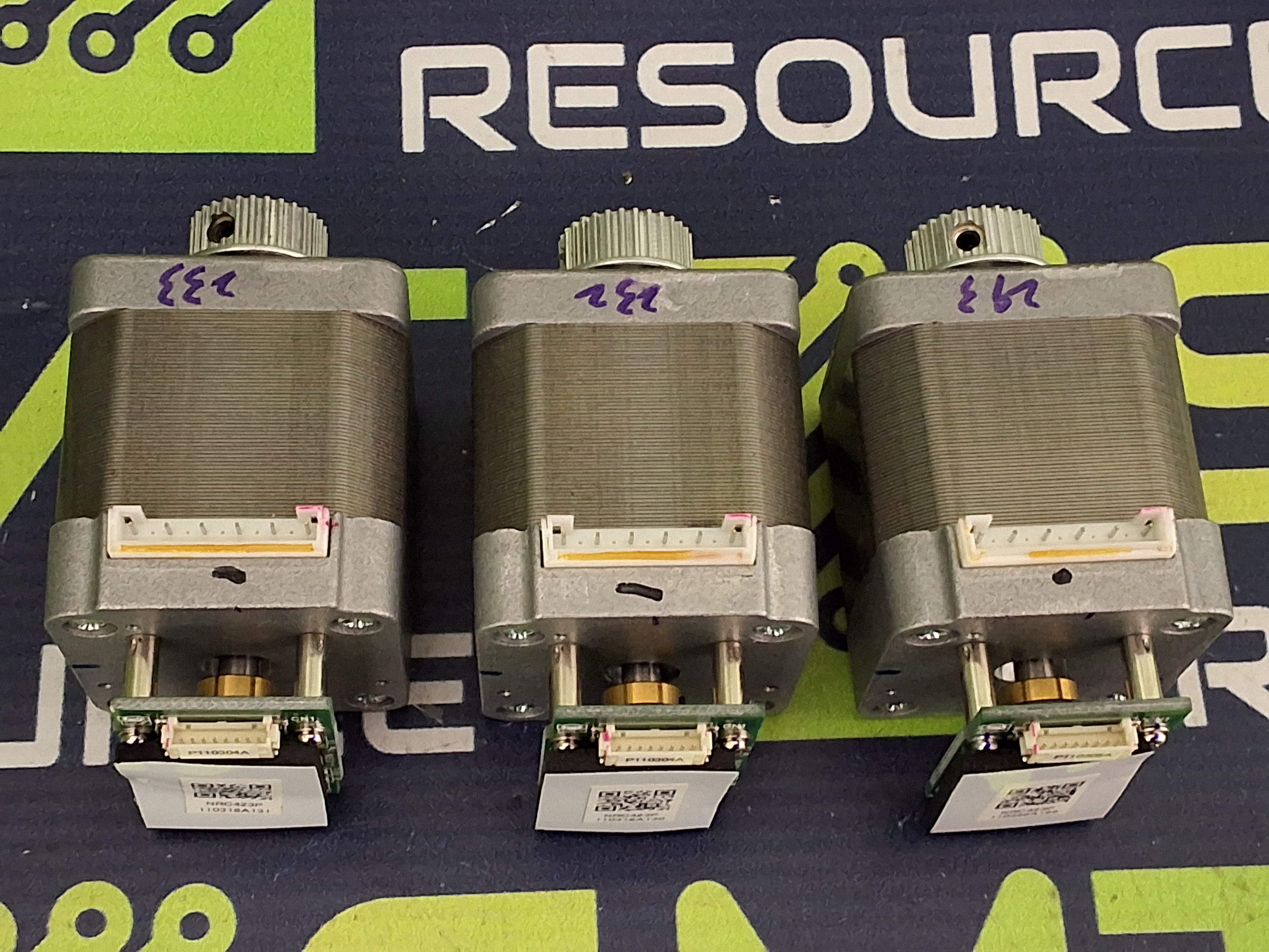 Used JAPAN SERVO CO. KH42KM2B047B 2-PHASE STEPPER MOTOR NO 0604 WITH GEARHEAD