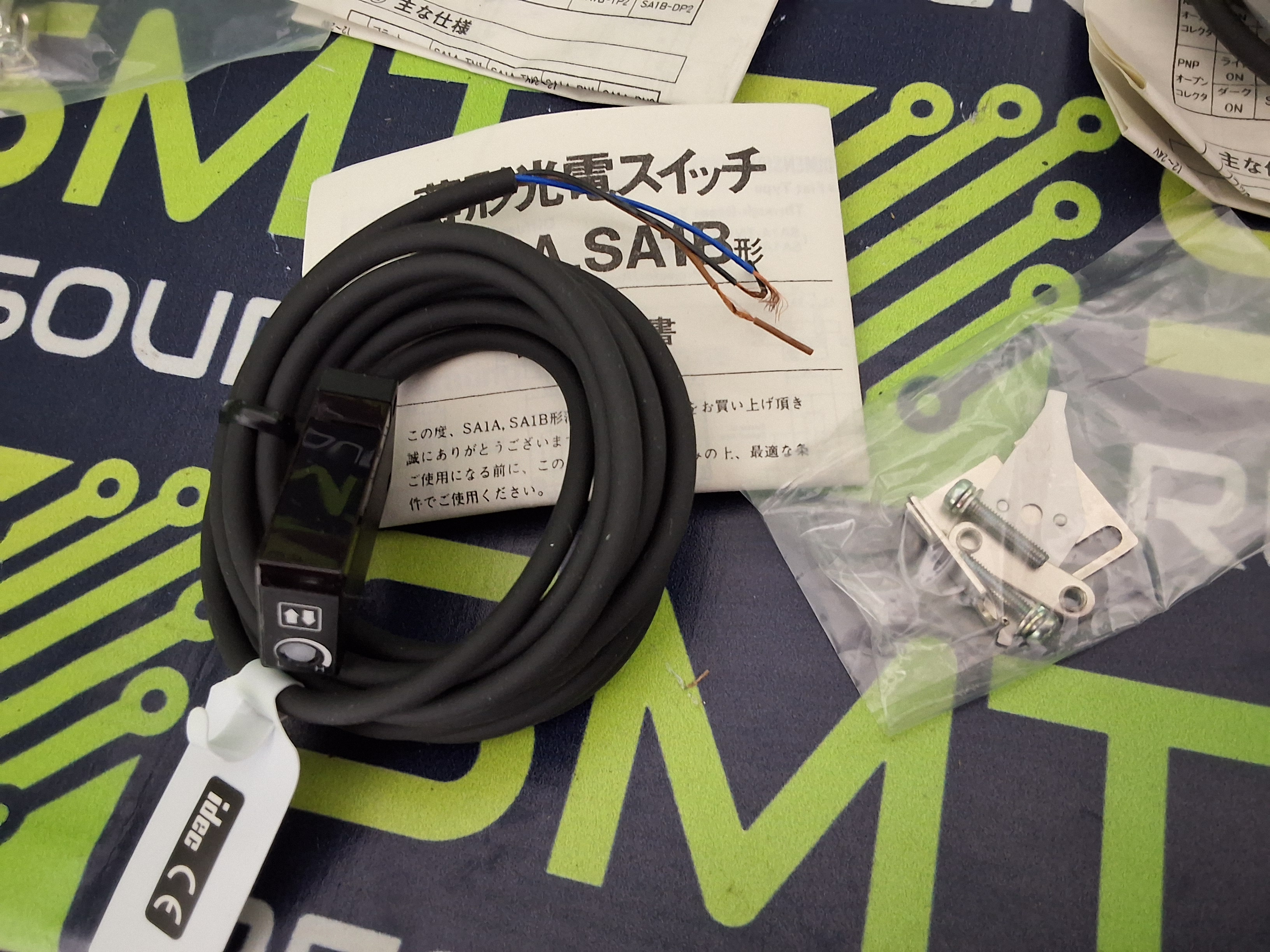 IDEC SA1B-DN1 PHOTOELECTRIC SENSOR - BRAND NEW