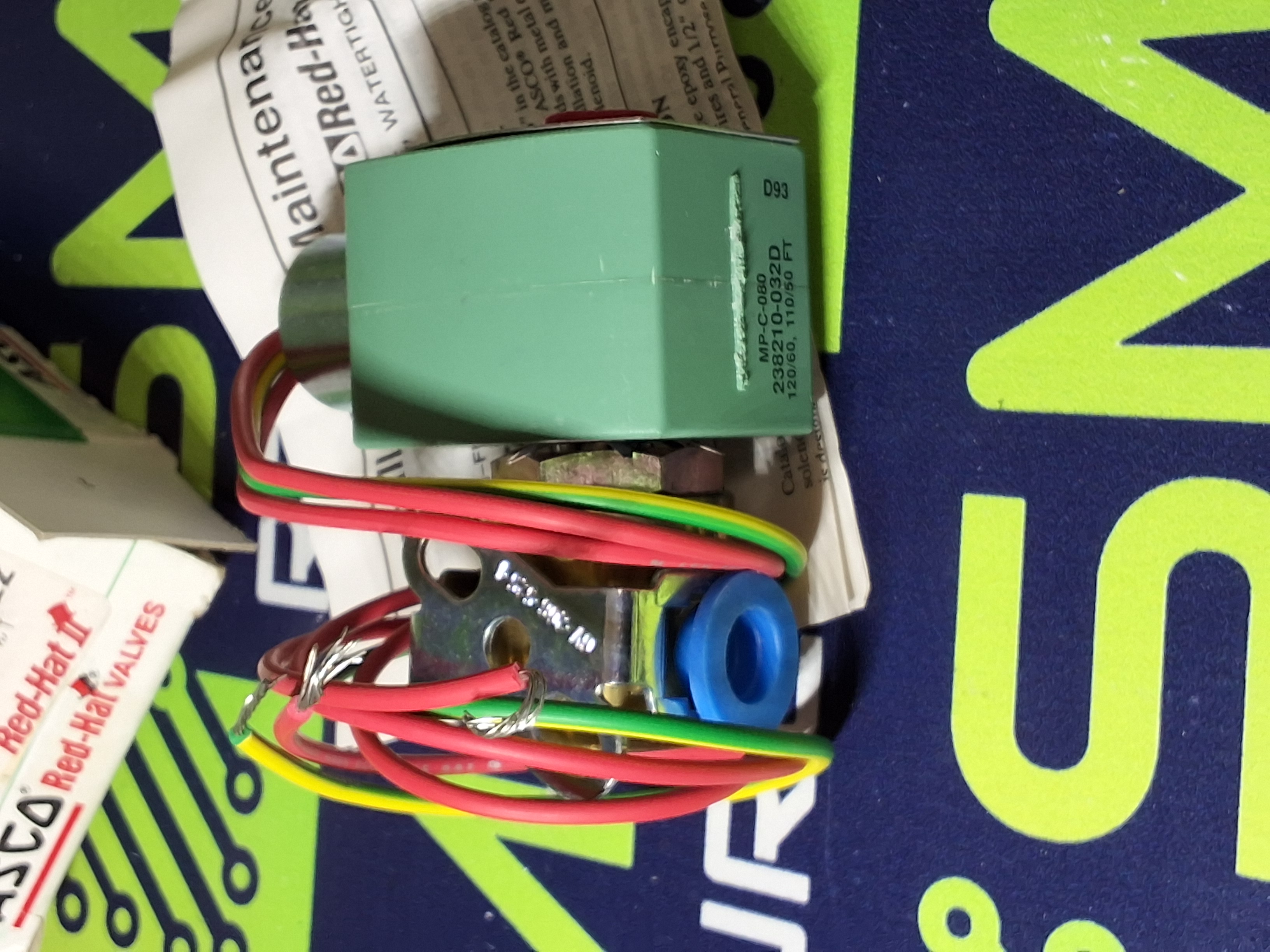ASCO RED HAT 238210-032D / 8262G22 SOLENOID VALVE 120/60 110/50 - BRAND NEW