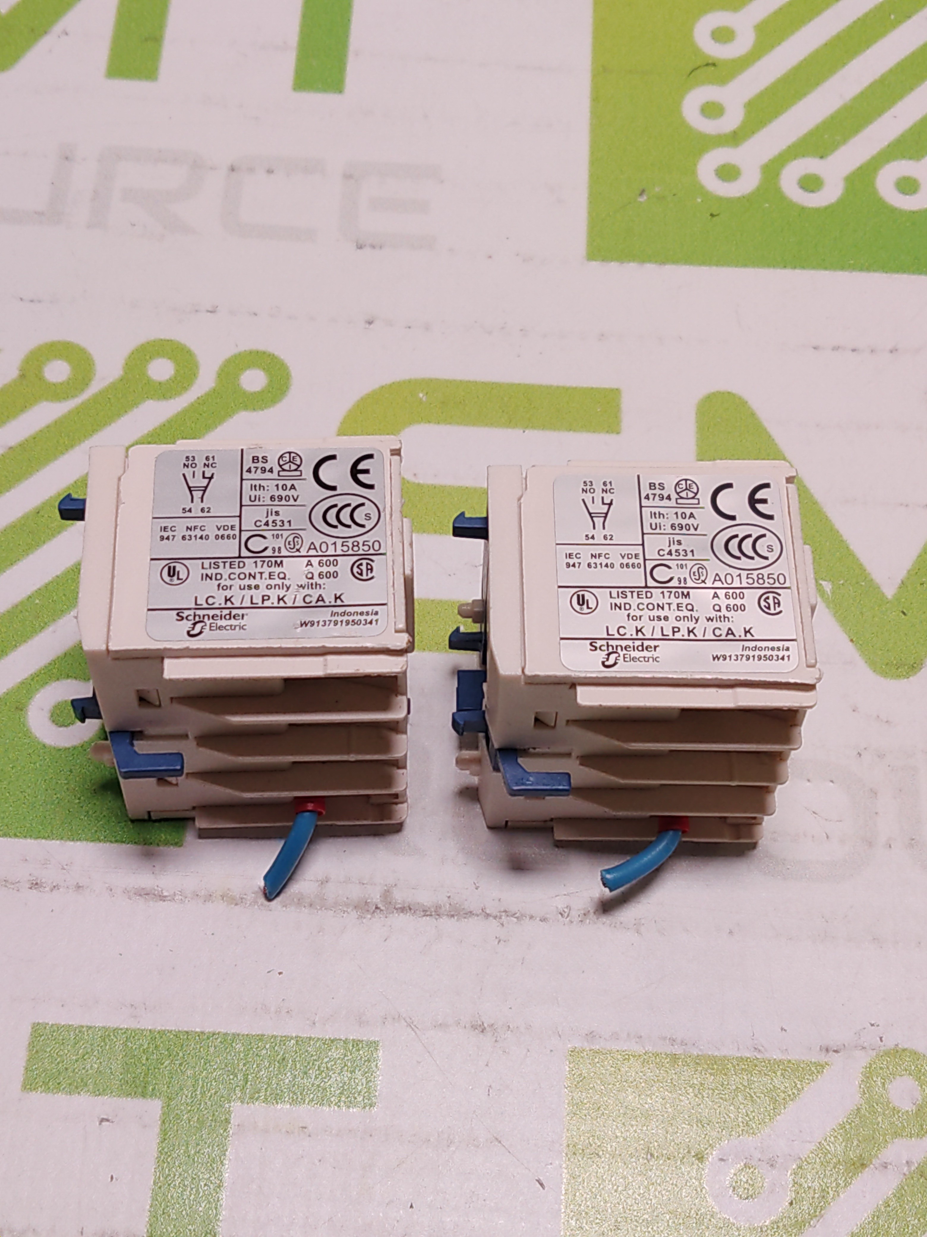 Used SCHNEIDER ELECTRIC LA1KN11 AUXILIARY CONTACT BLOCK   