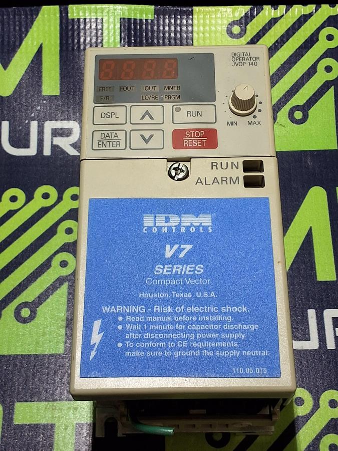 Used OMRON 3G3MV-A2002 AC DRIVE INVERTER 200-230V 50/60Hz 1.8A