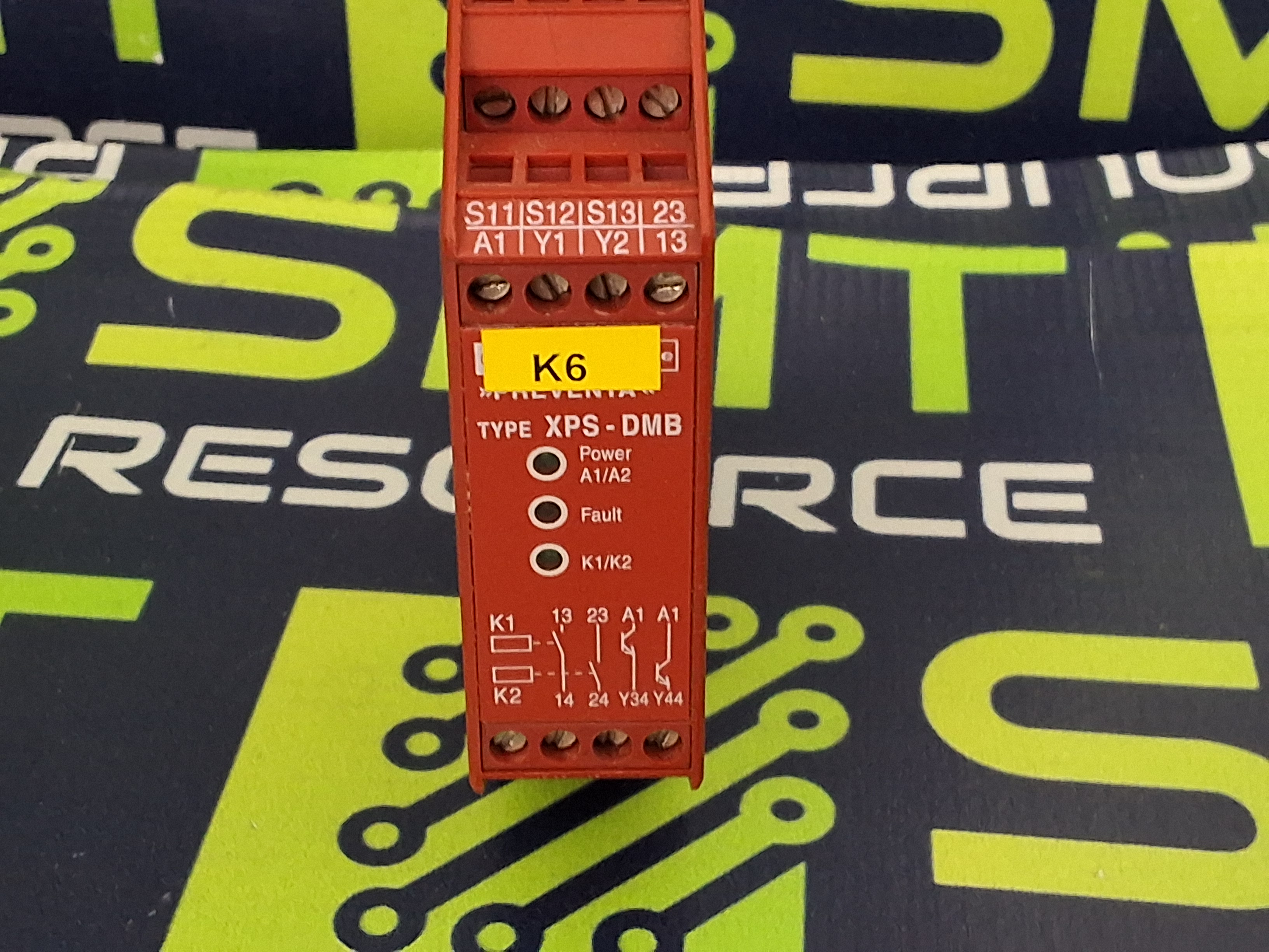 Used SCHNEIDER ELECTRIC XPS-DMB