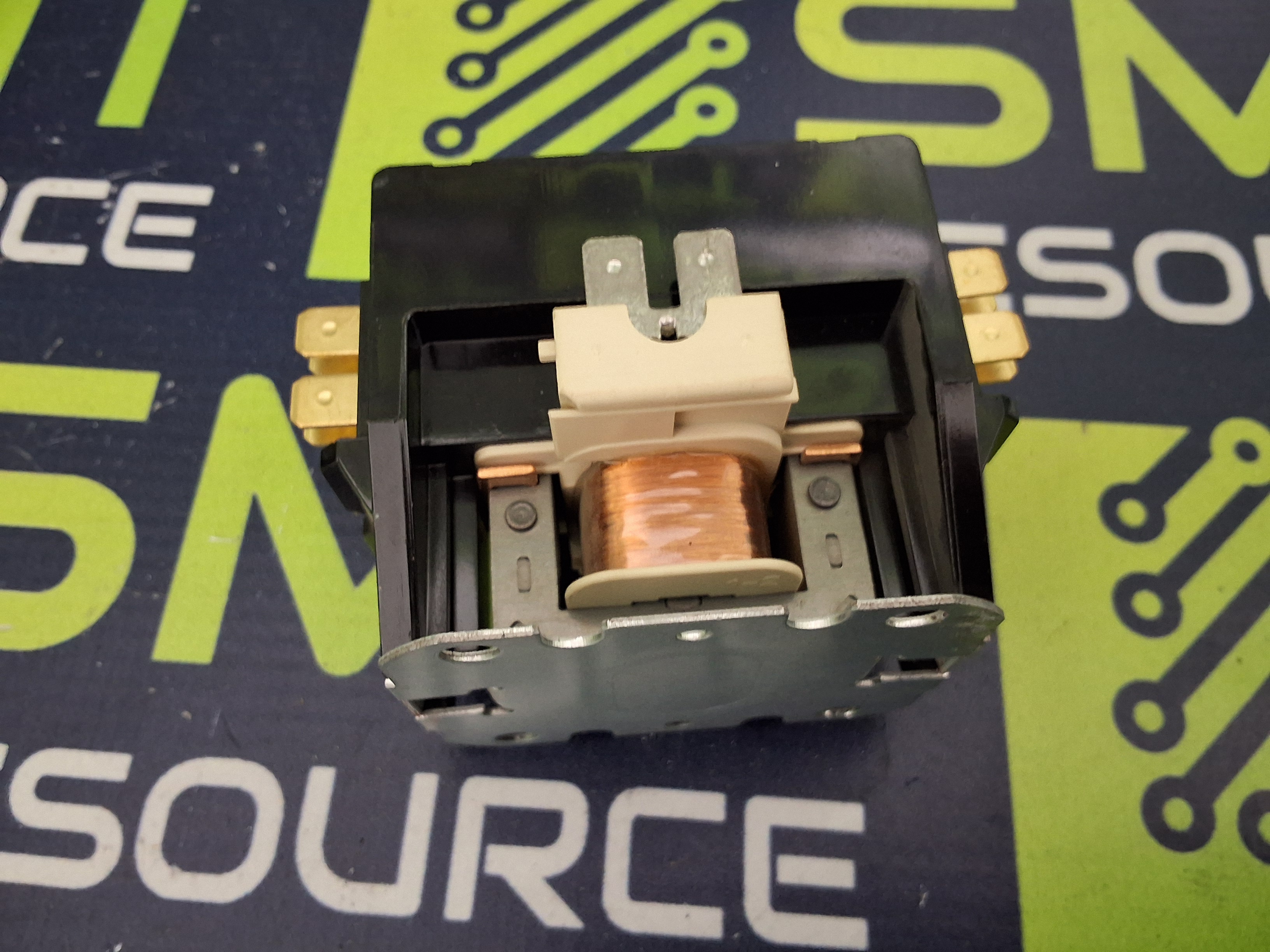 Used Sprecher + Schuh CDP2-A2P40A-120 CONTACTOR 2-POLE 120VAC 50/60Hz