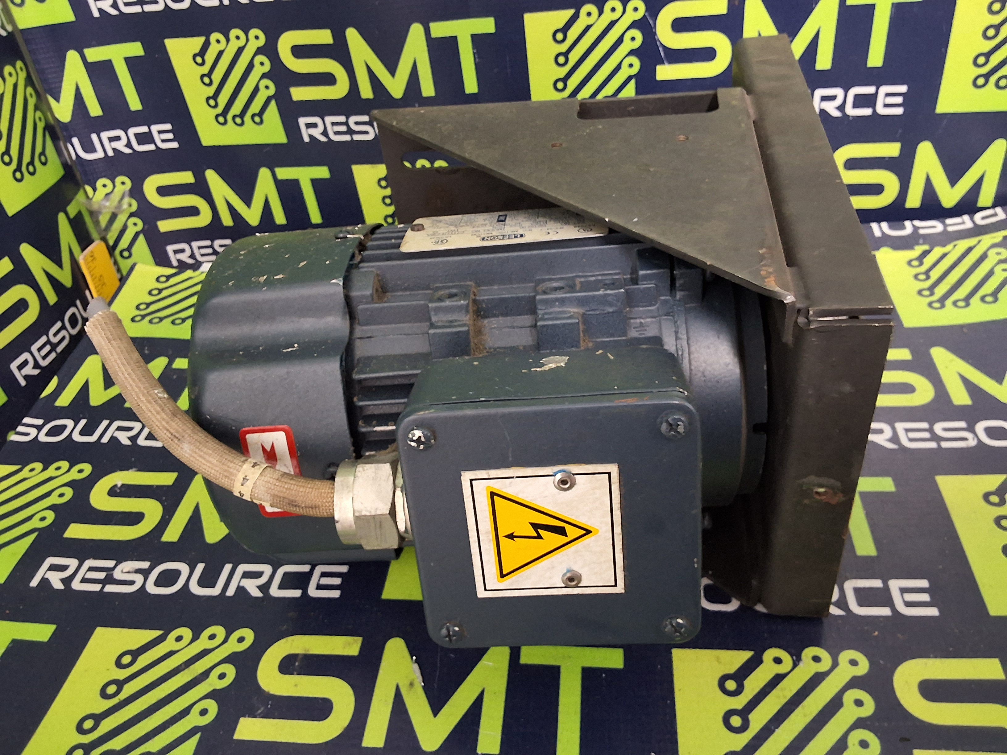 Used LEESON C71T17FZ38A / 192152.00 IEC METRIC MOTOR 60/50Hz