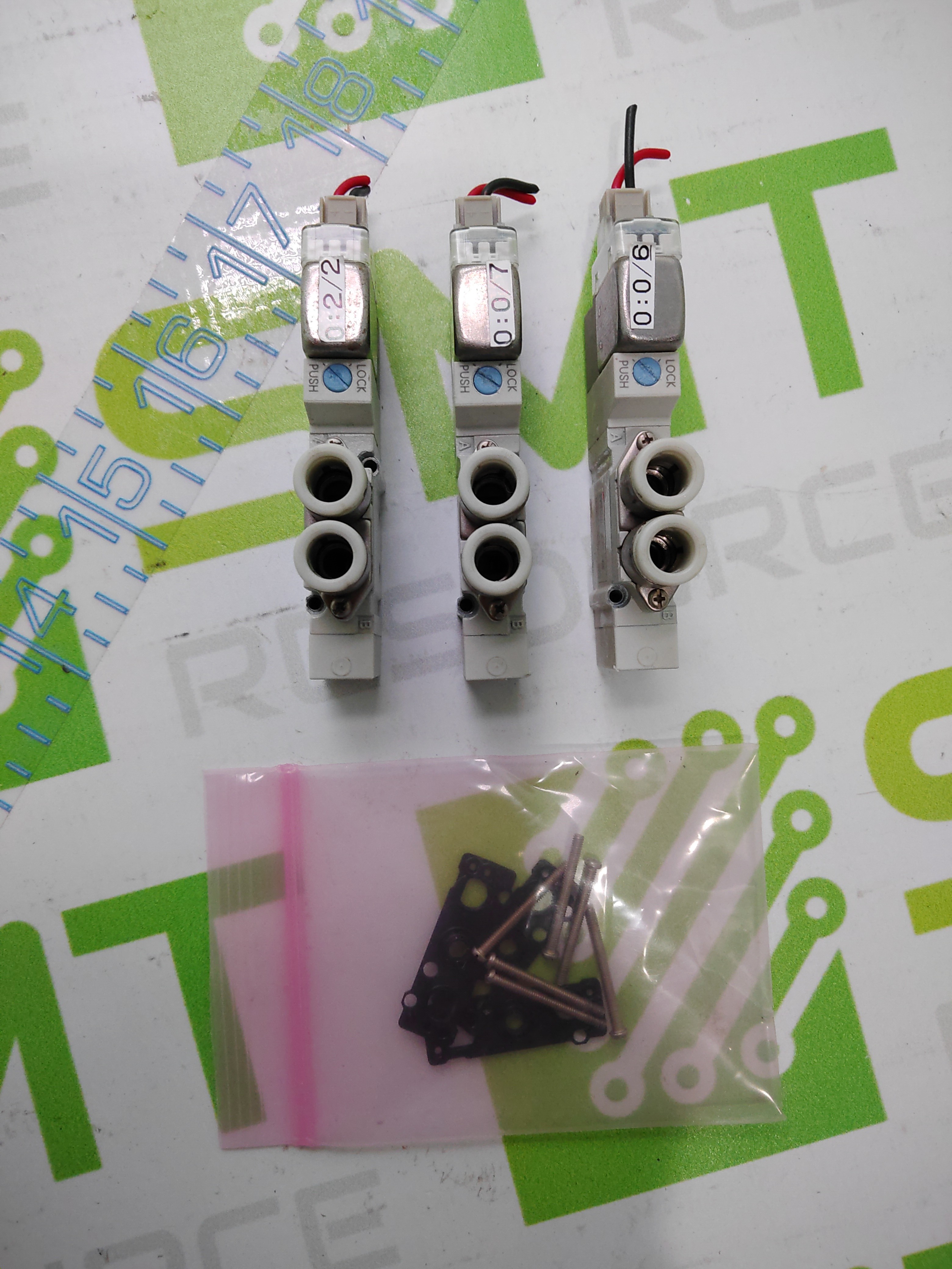 Used SMC SY3120-5LZ-C6 SOLENOID VALVE