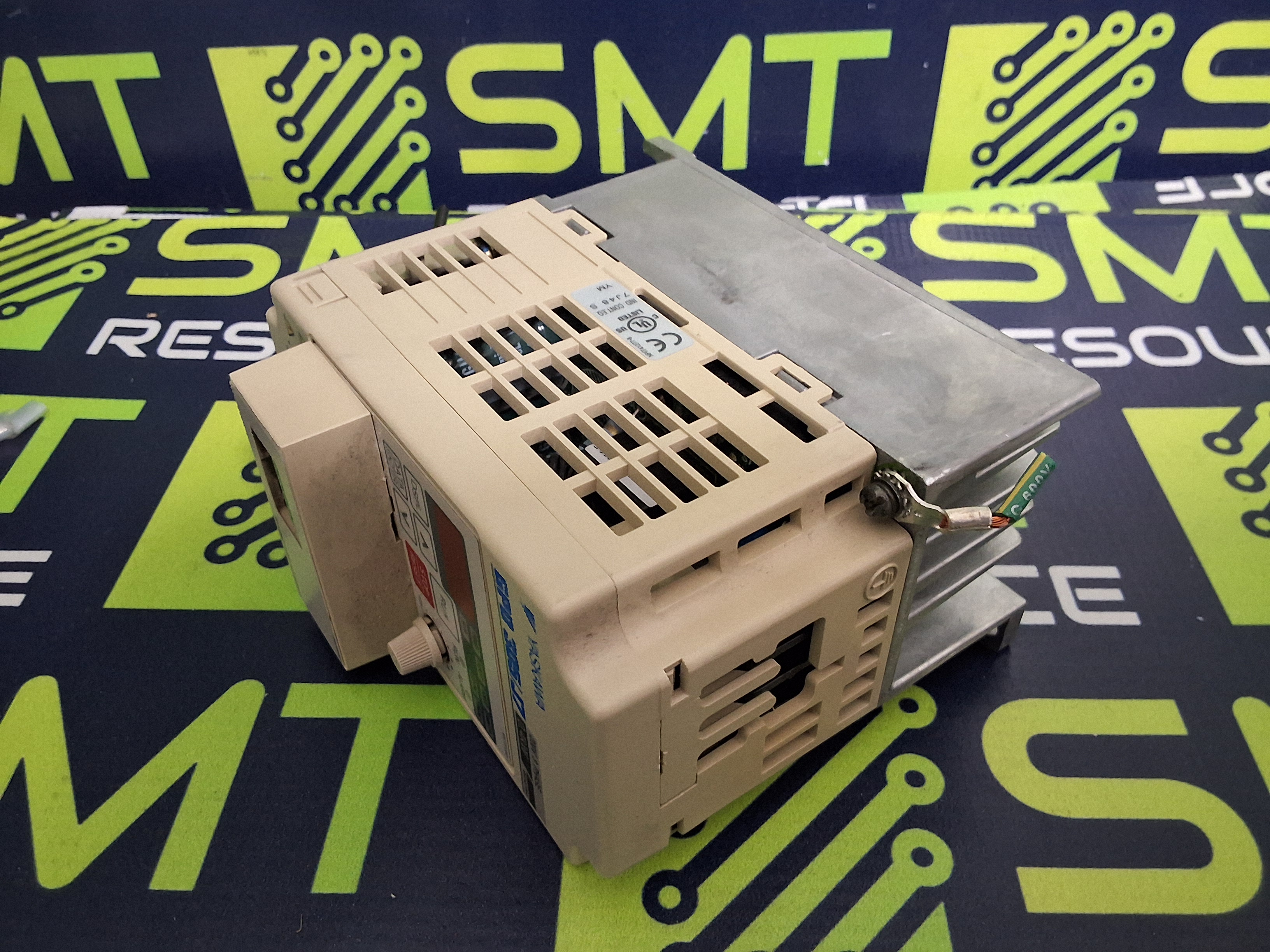 Used YASKAWA CIMR-J7AM20P4 INVERTER / SERVO DRIVE GPD 305/J7