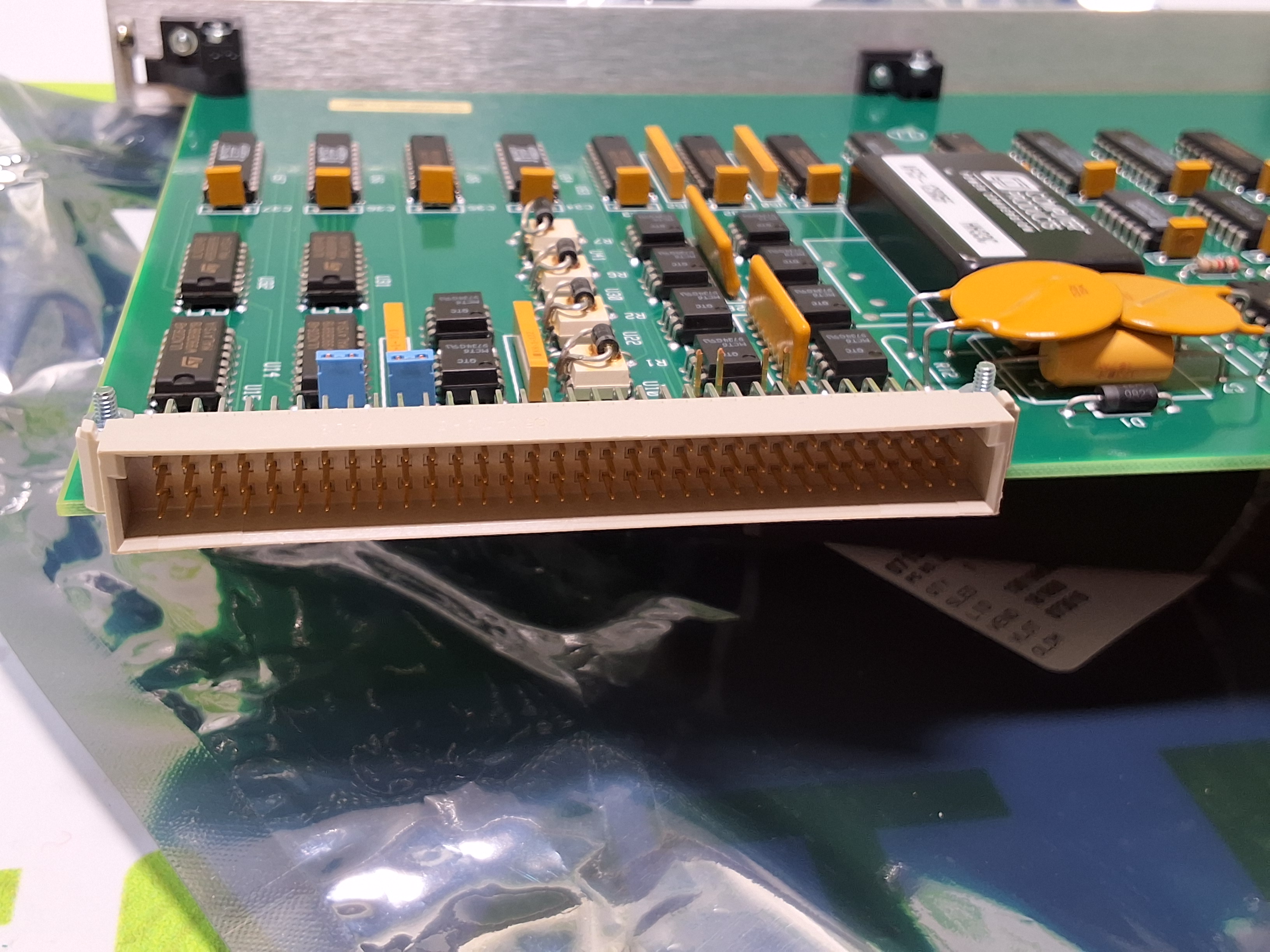 UNIVERSAL INSTRUMENTS 44308902 LOC I/O BOARD - BRAND NEW