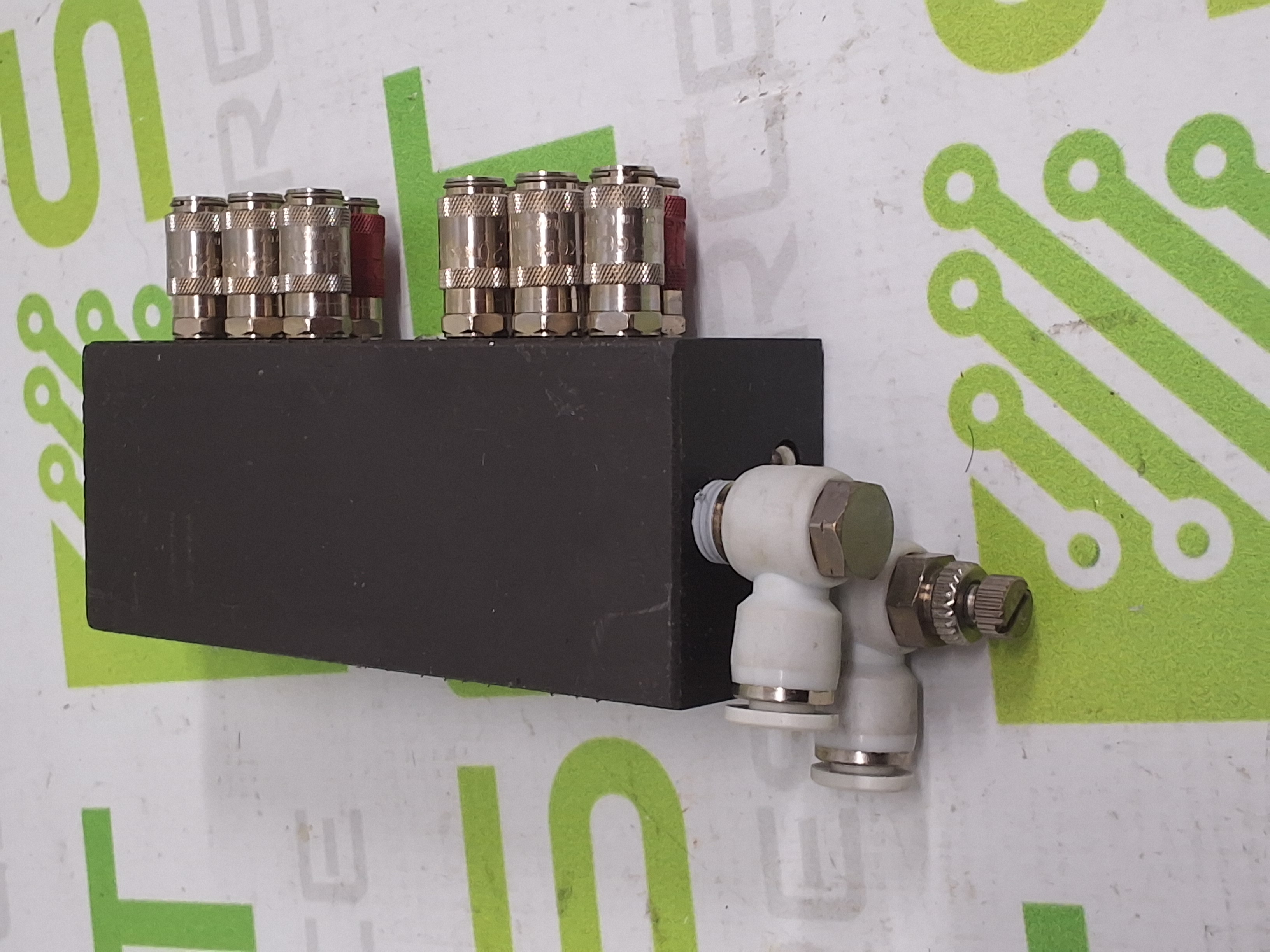 Used OVATION GRID-LOK MODULE MANIFOLD