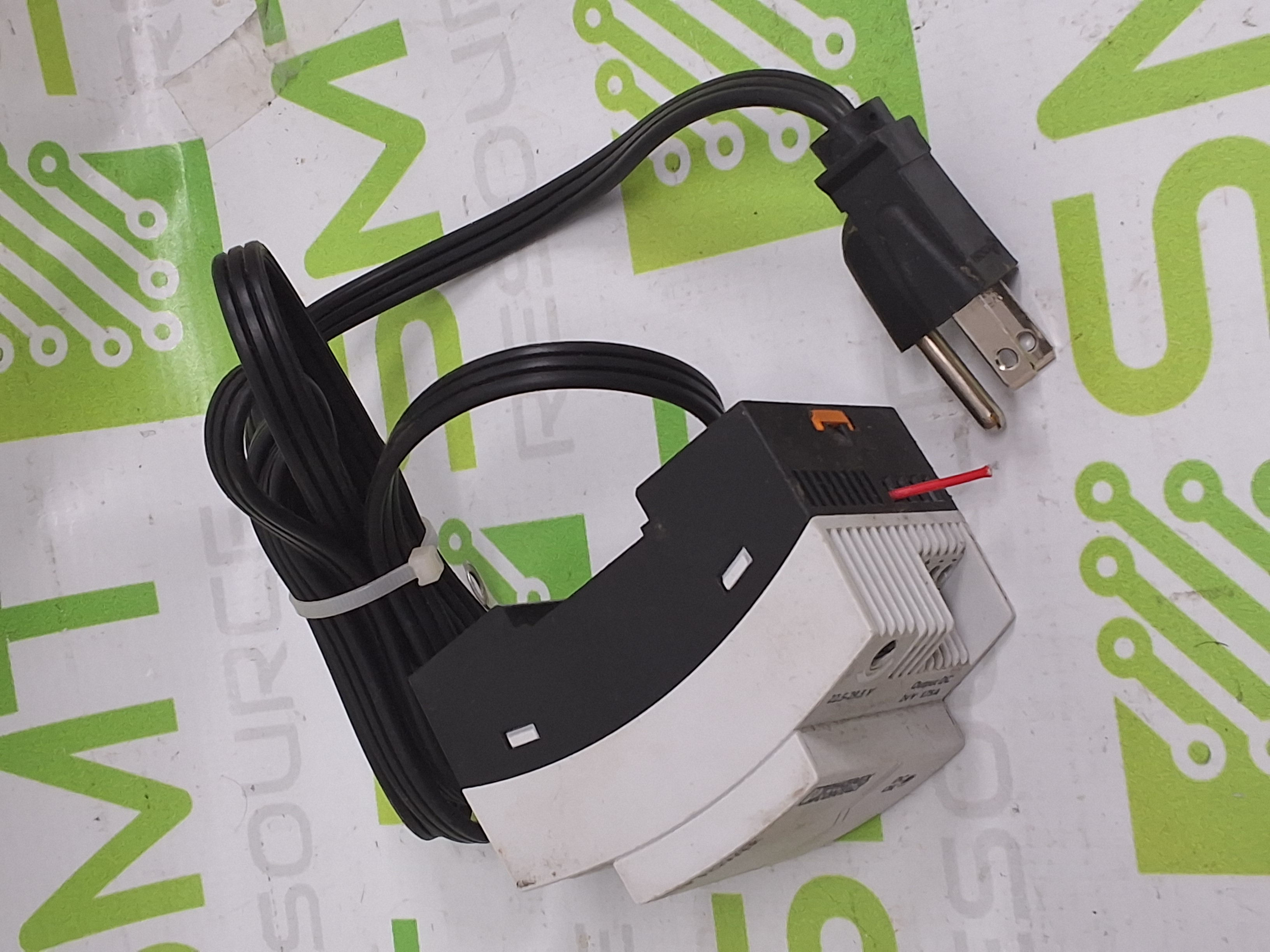 Used PHOENIX CONTACT STEP-PS/1AC/24DC/1.75 POWER SUPPLY 2868648
