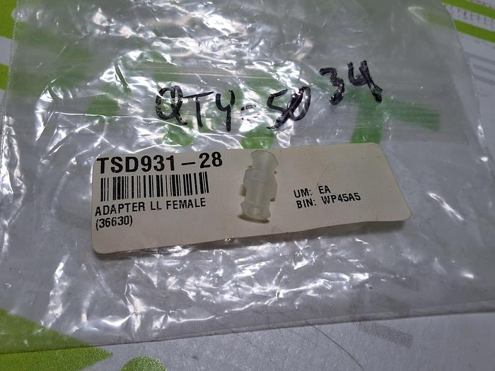 TECHCON TSD931-28 FEMALE LUER LOCK FITTING ADAPTER - LOT OF 35 - NEW