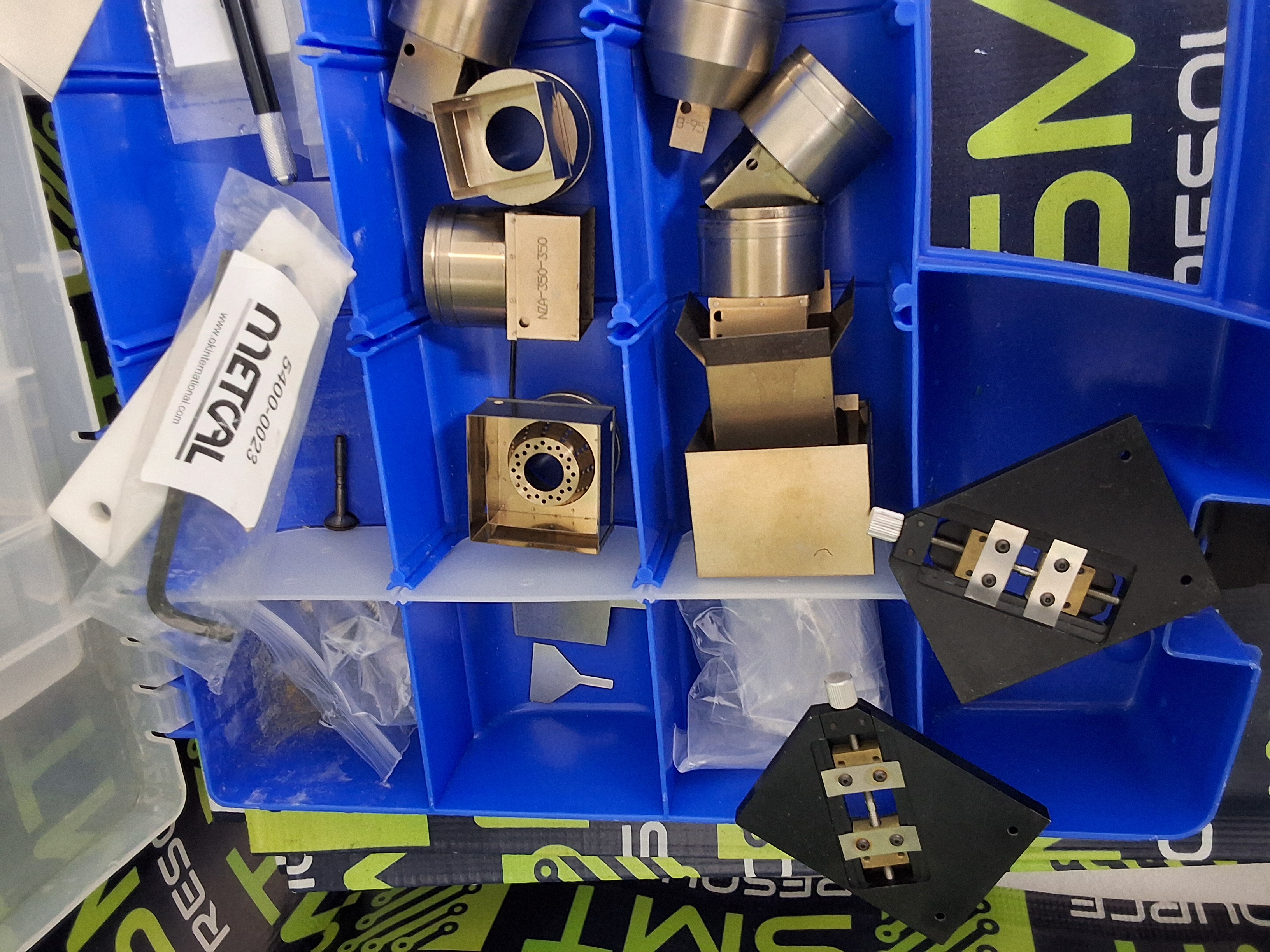 Used METCAL APR-5XLAK ACCESSORY KIT FOR METCAL APR-5000-XL REWORK SYSTEM