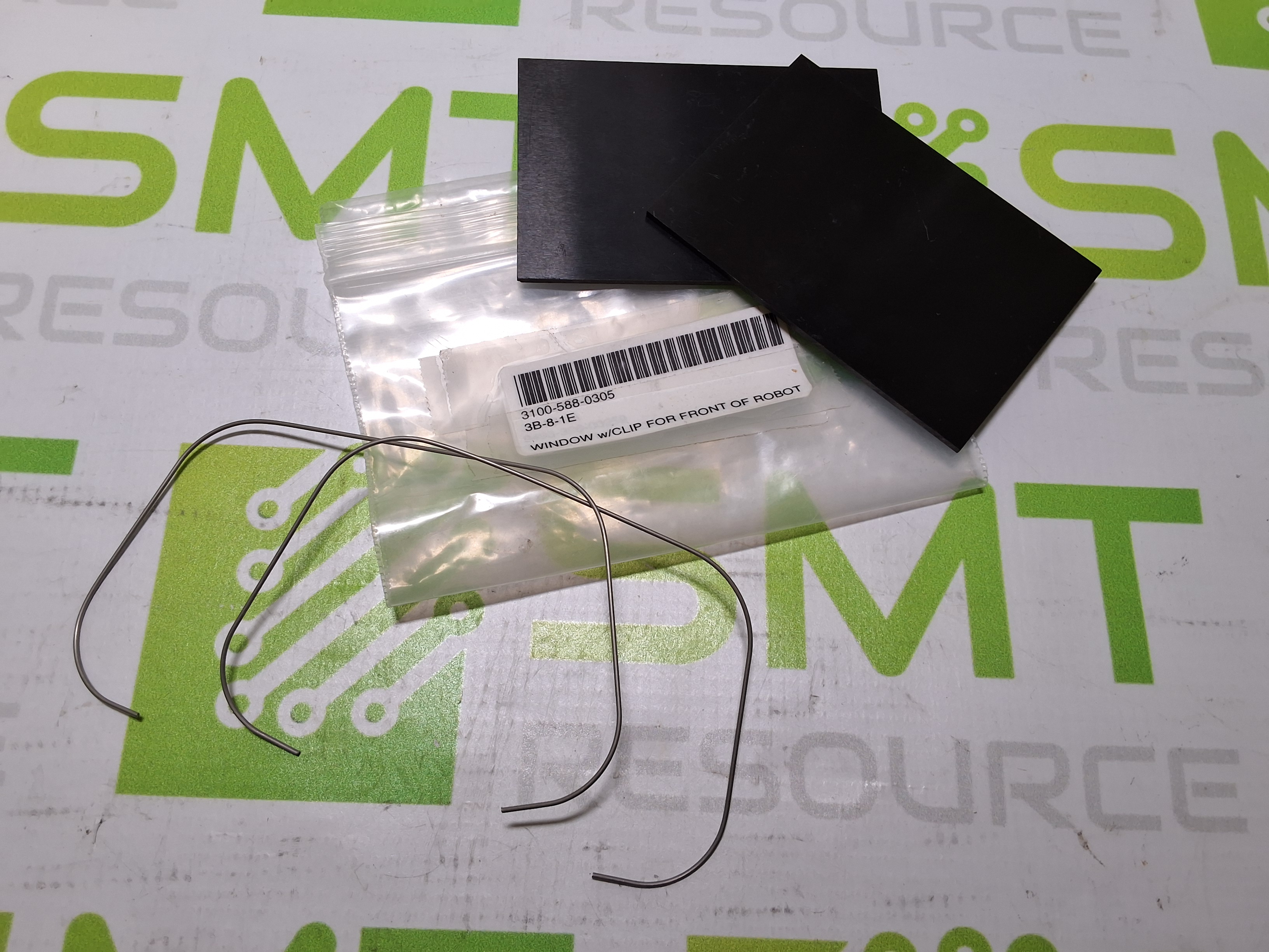 Used 3100-588-0305 WINDOW w/ CLIP FOR FRONT ROBOT 3B-8-1E - LOT OF 2 